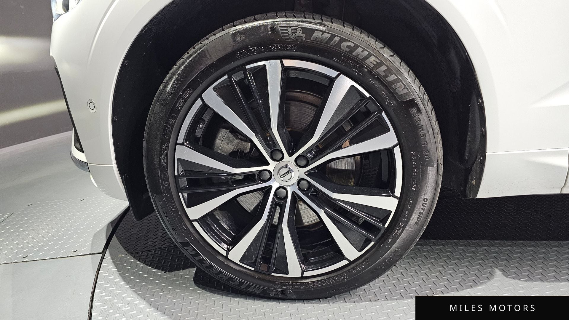 Volvo XC60 2025 — миниатюра 5
