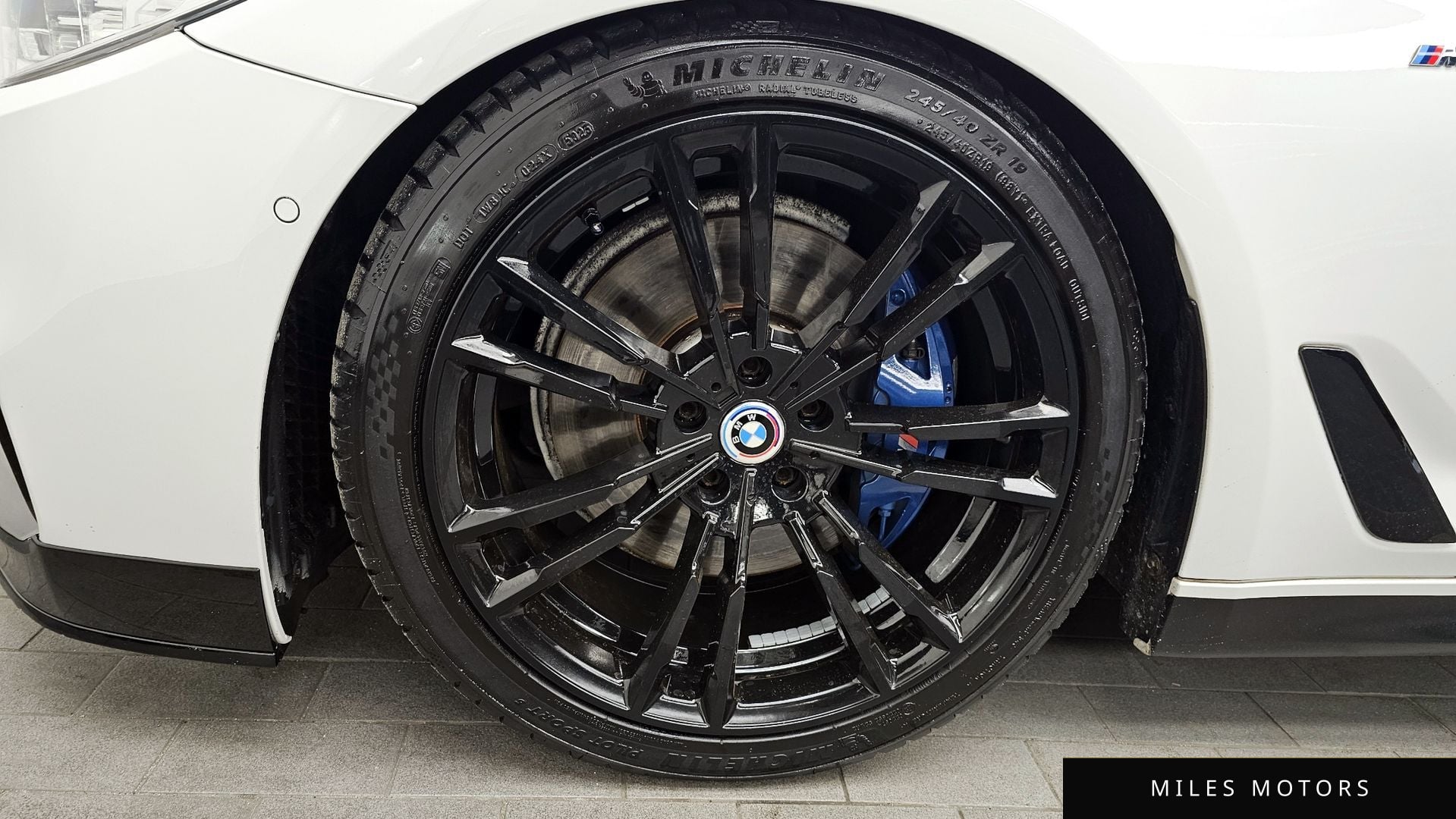 BMW 5 Series (G30) 2017 — миниатюра 5