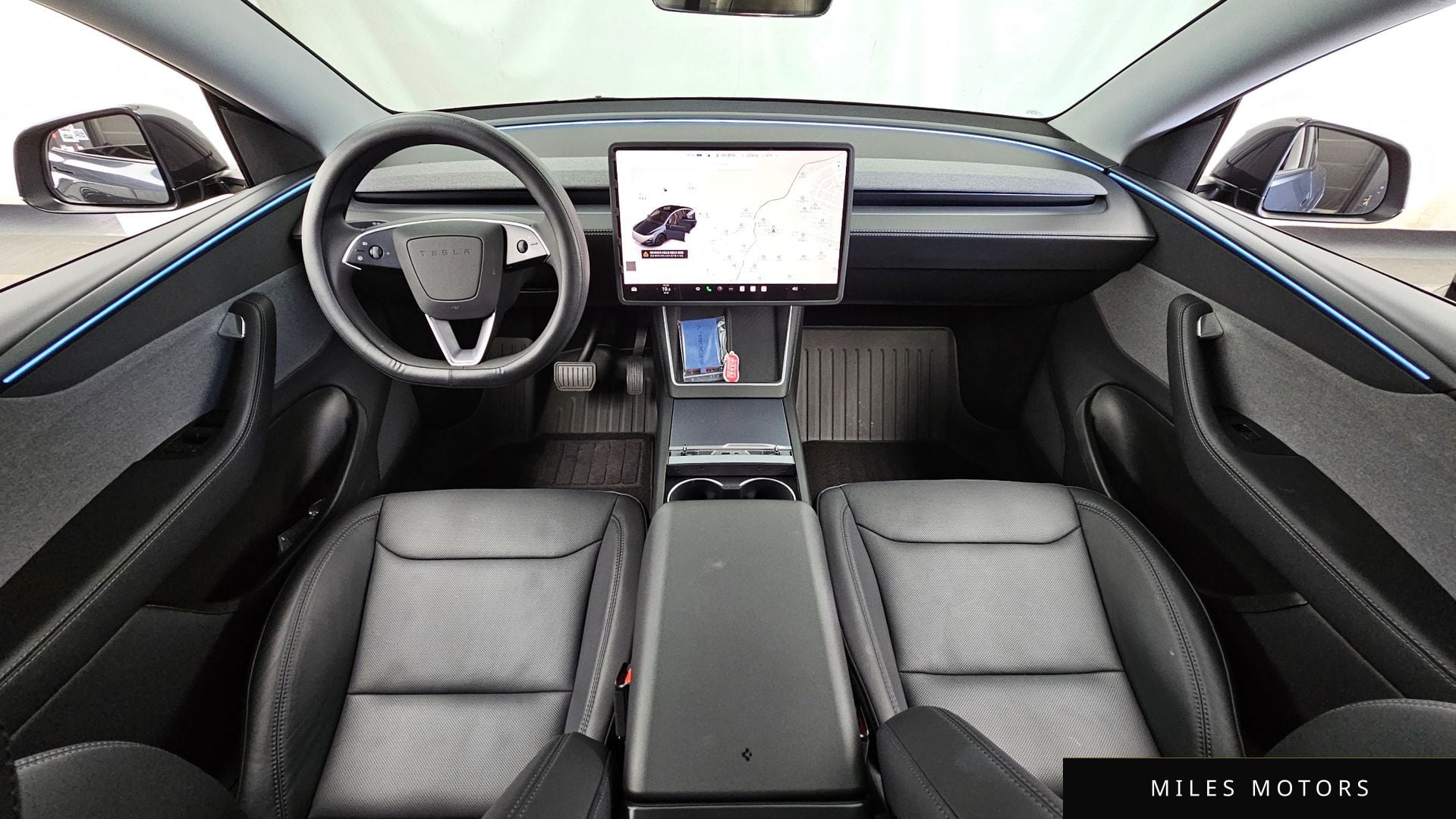 Tesla Model Y 2025 — миниатюра 7