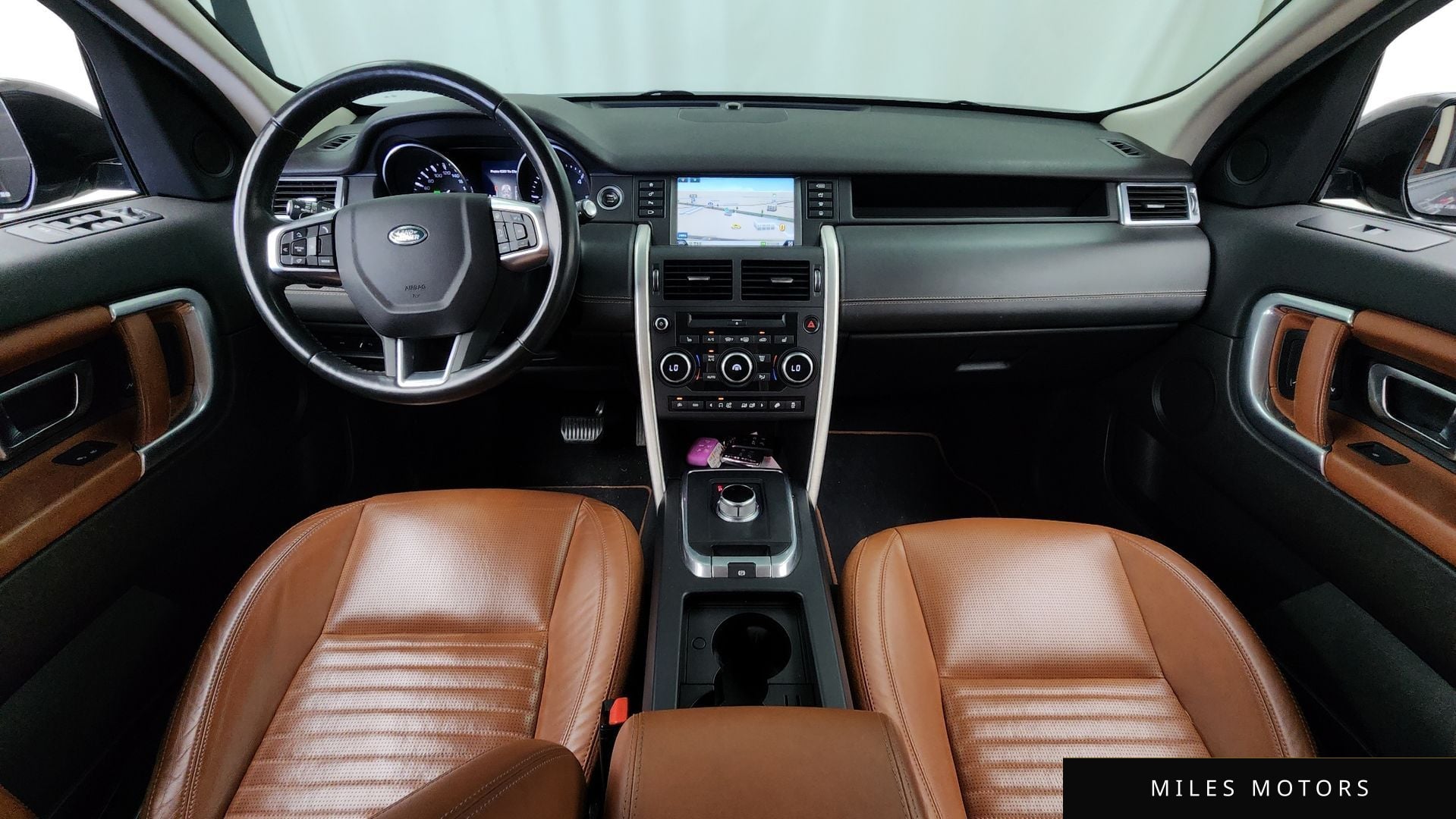 Land Rover Discovery Sport 2016 — миниатюра 7