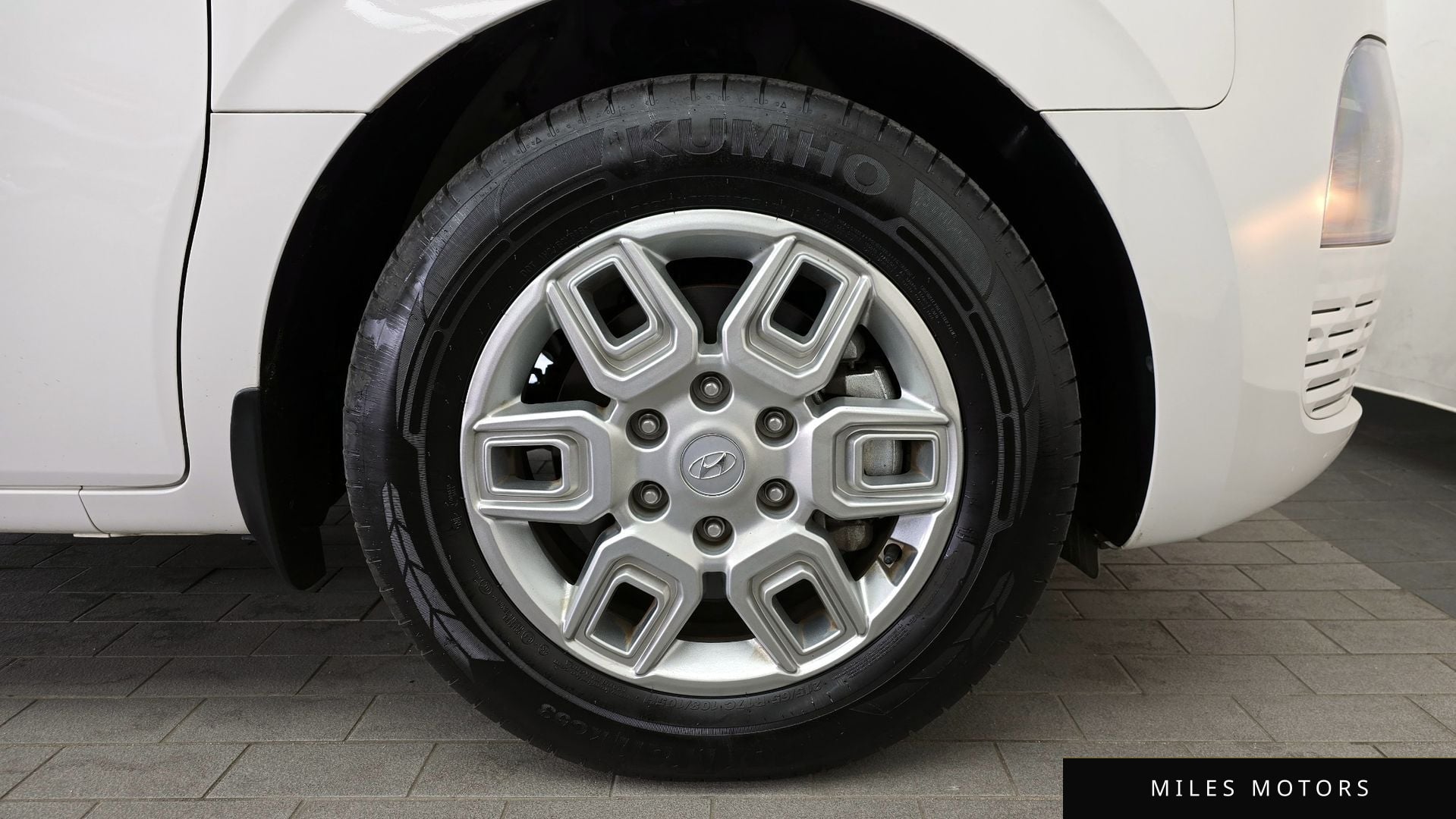 Hyundai Staria 2024 — миниатюра 7