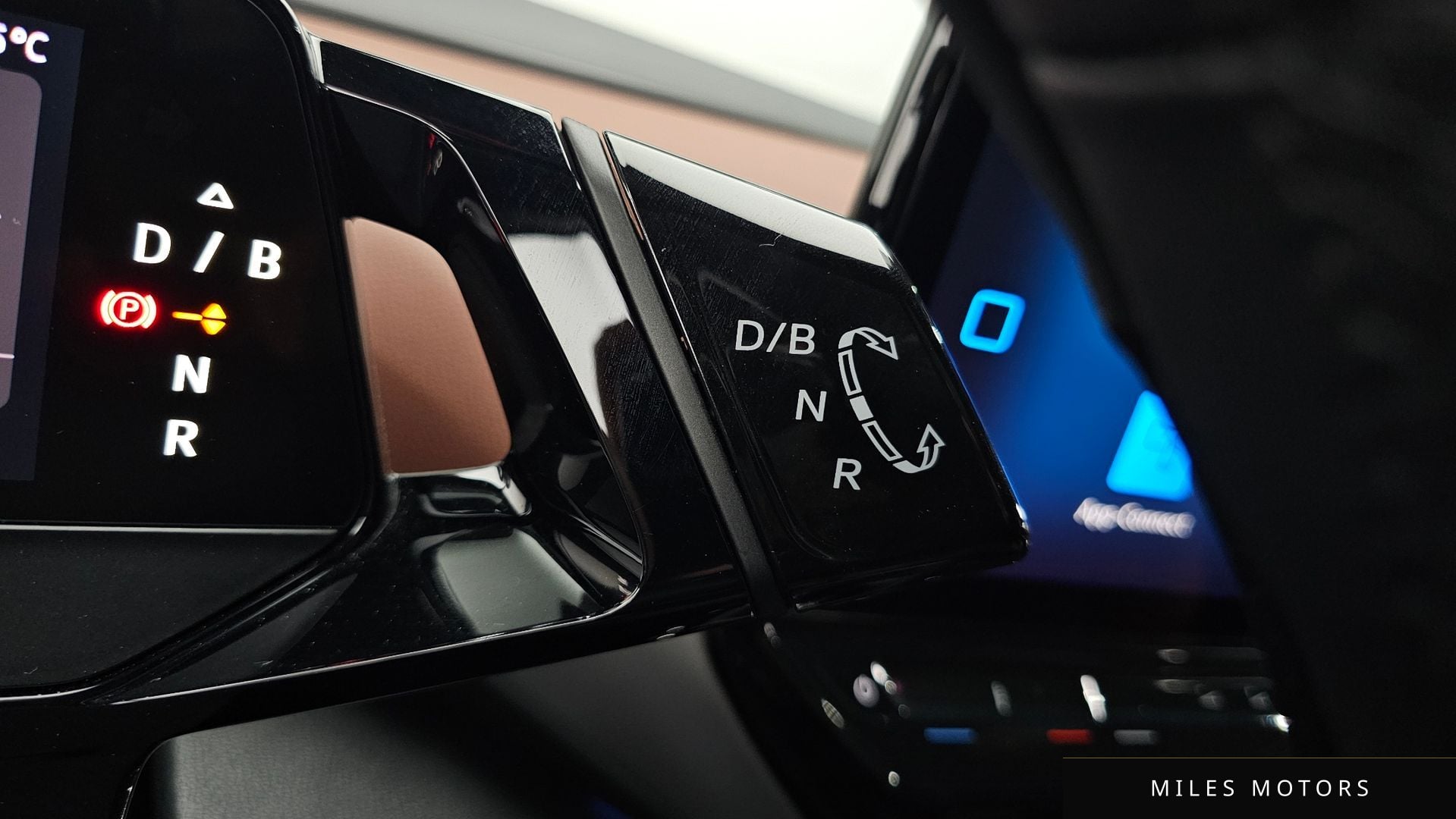 Volkswagen ID.4 2023 — миниатюра 12