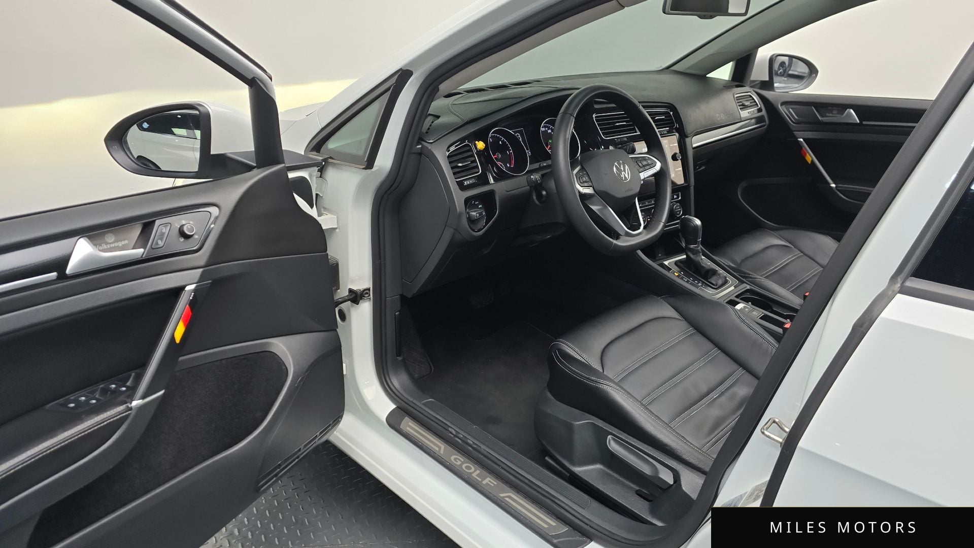 Volkswagen Golf 2015 — миниатюра 10