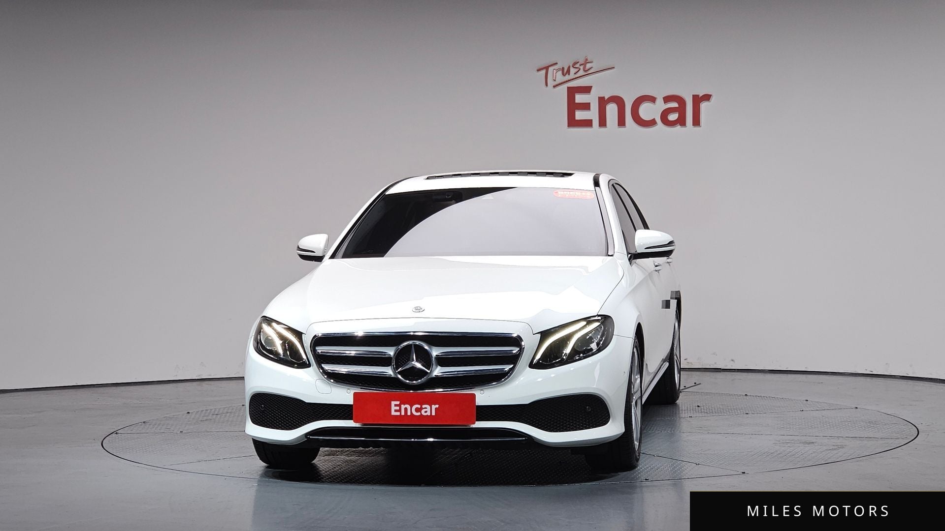 Mercedes-Benz E-Class W213 2018 — миниатюра 2