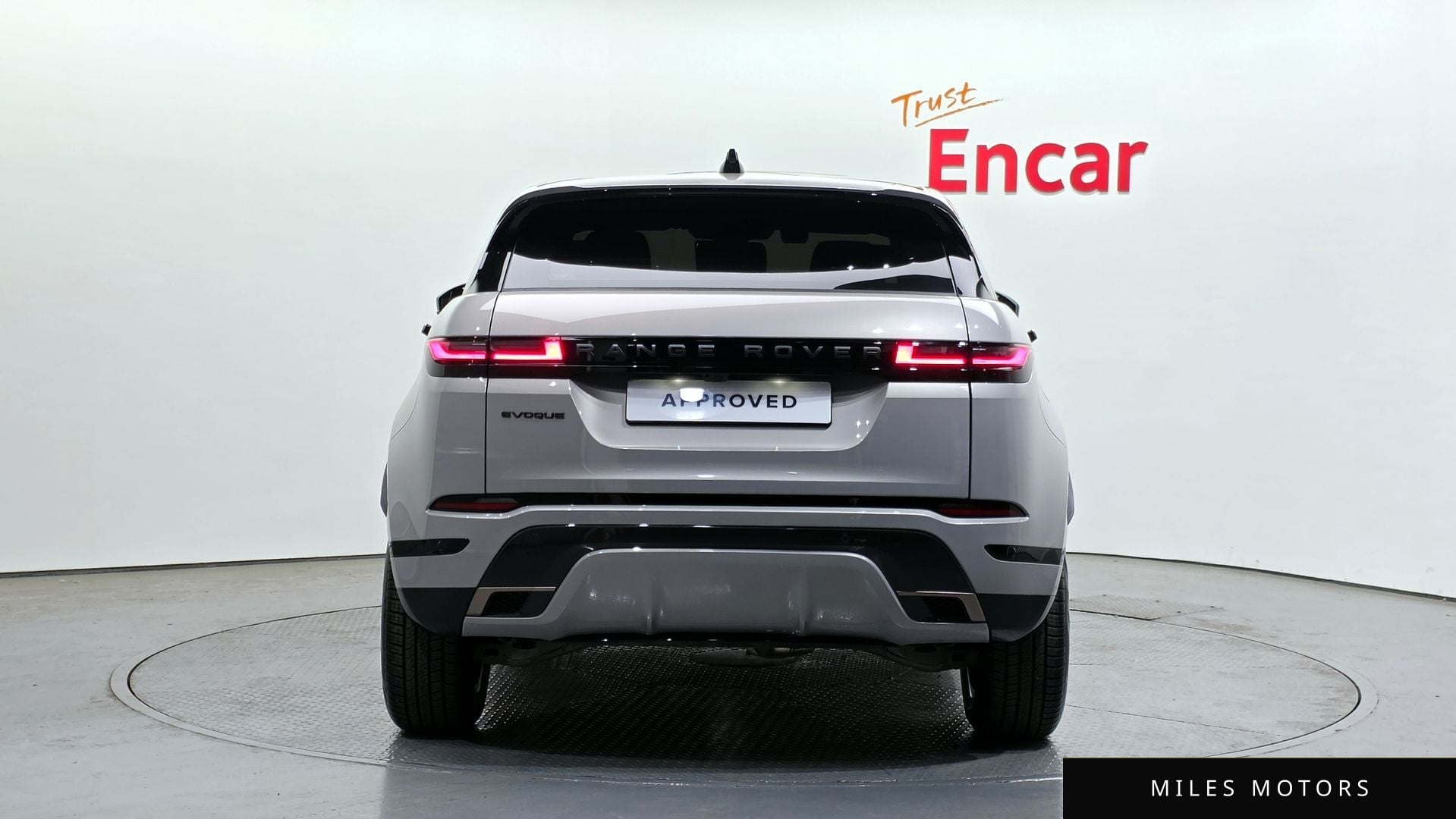 Land Rover Range Rover Evoque 2025 — миниатюра 6