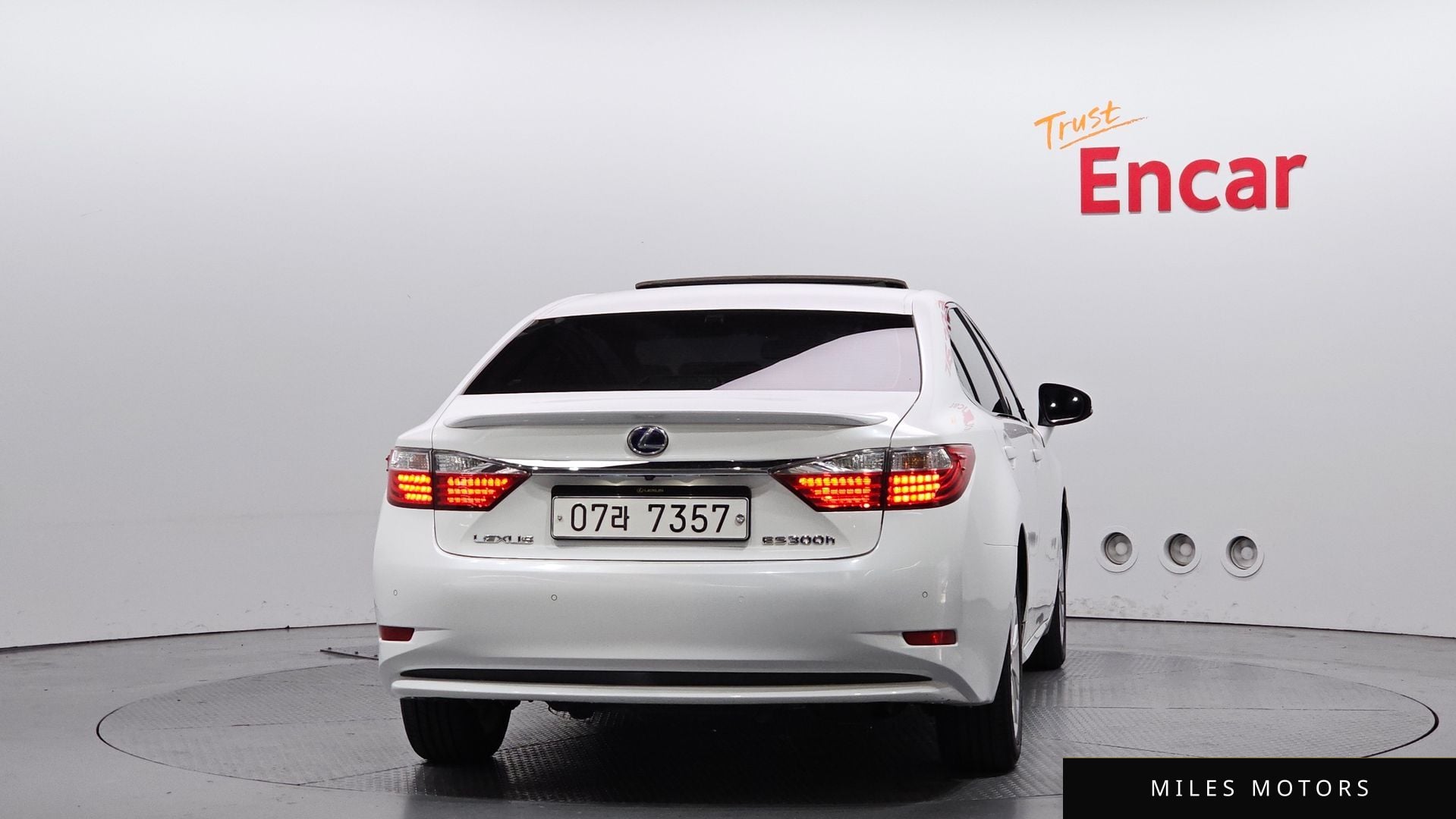 Лексус ES300h 2014 — миниатюра 4