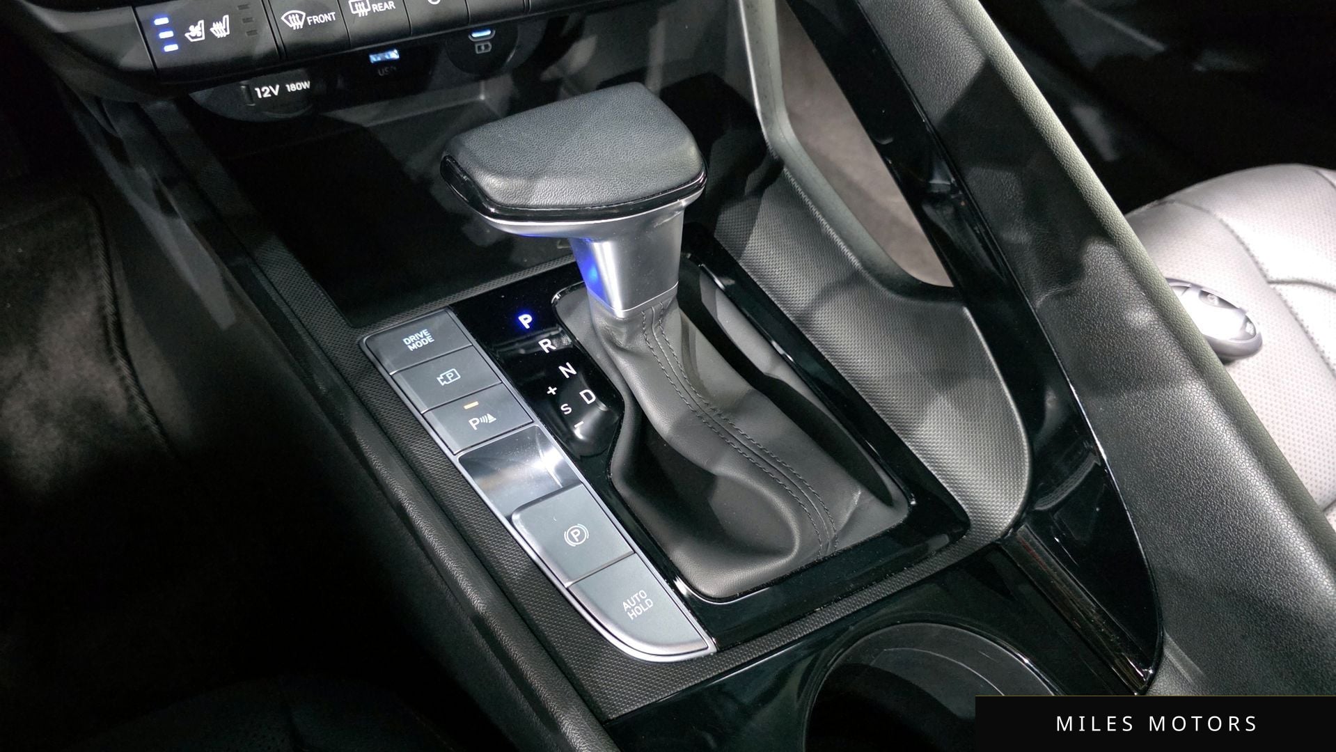 Hyundai AVANTE 2025 — миниатюра 12