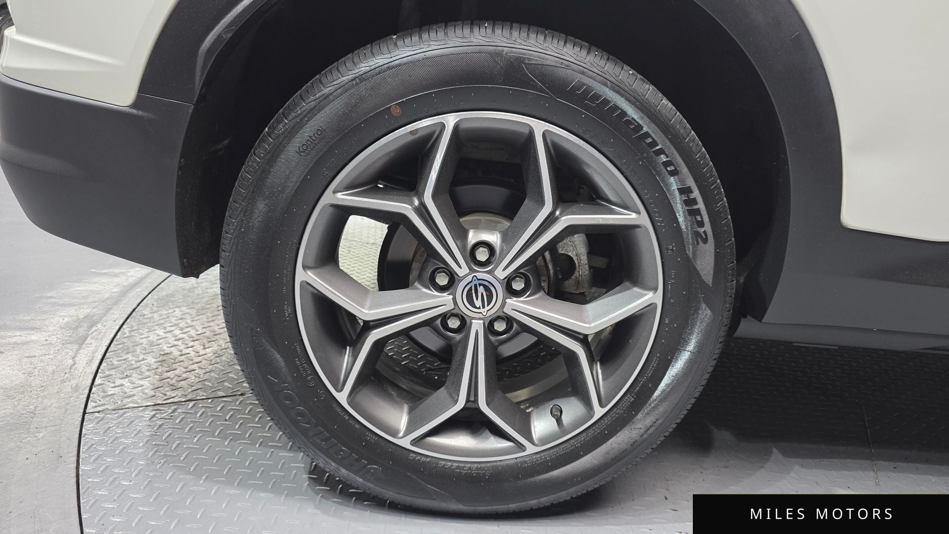 KG Mobility Beautiful Korando 2022 — миниатюра 5