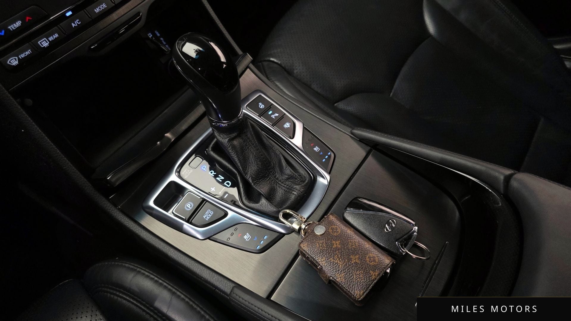 Hyundai Grandeur 2015 — миниатюра 12