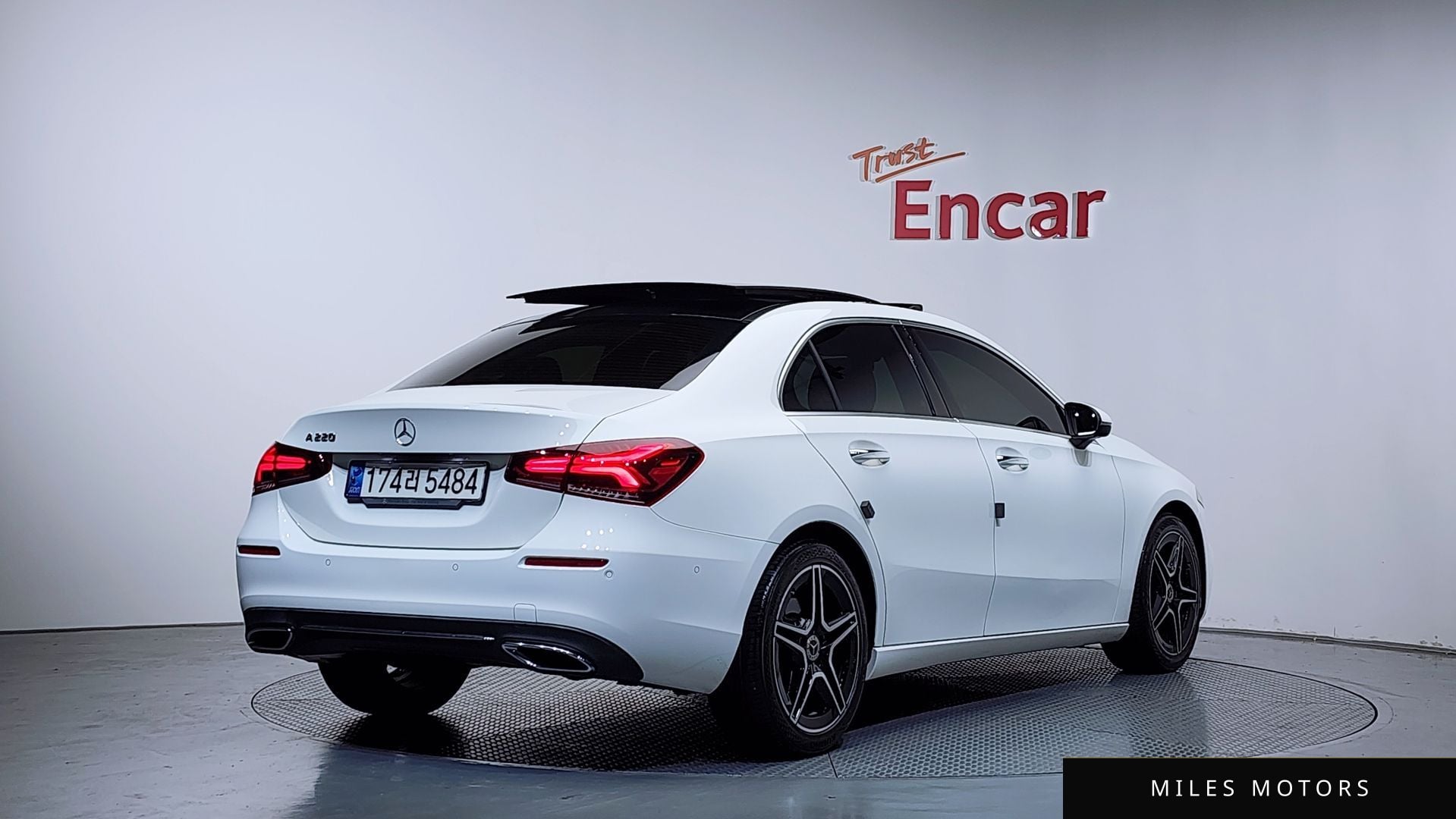 Mercedes-Benz A-Class W177 2020 — миниатюра 2