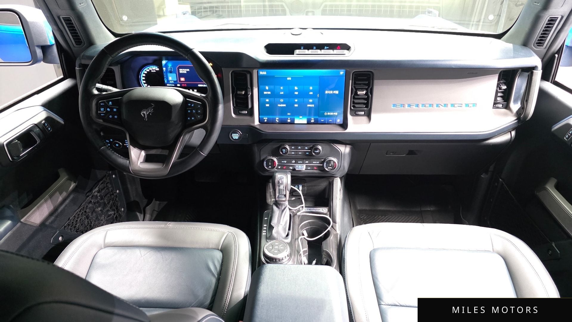 Ford Bronco 2022 — миниатюра 10