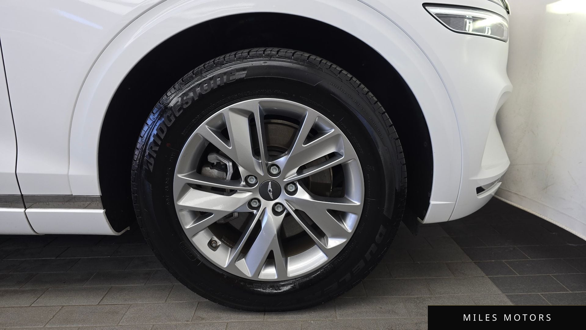 Genesis GV70 2021 — миниатюра 7