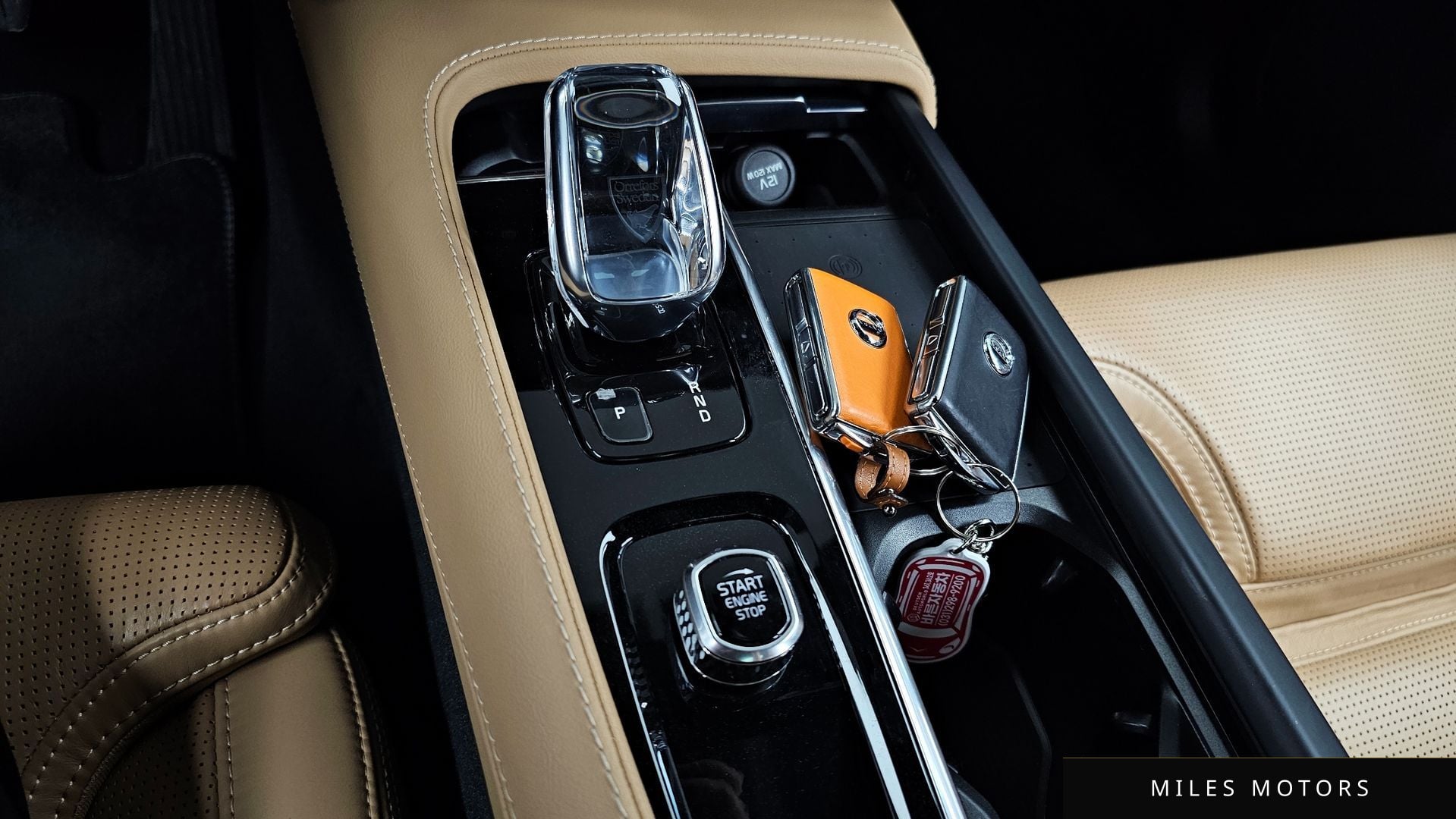 Volvo XC90 2022 — миниатюра 9