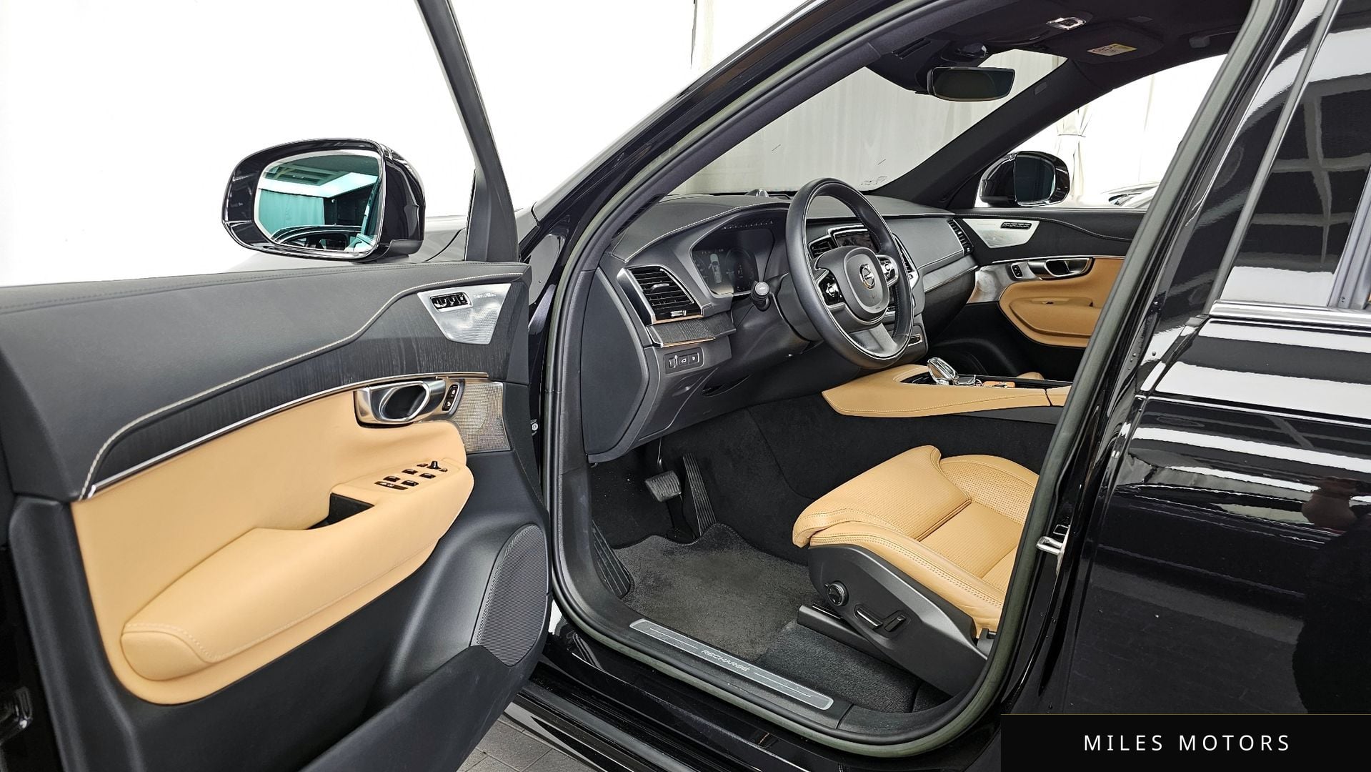 Volvo XC90 2022 — миниатюра 10