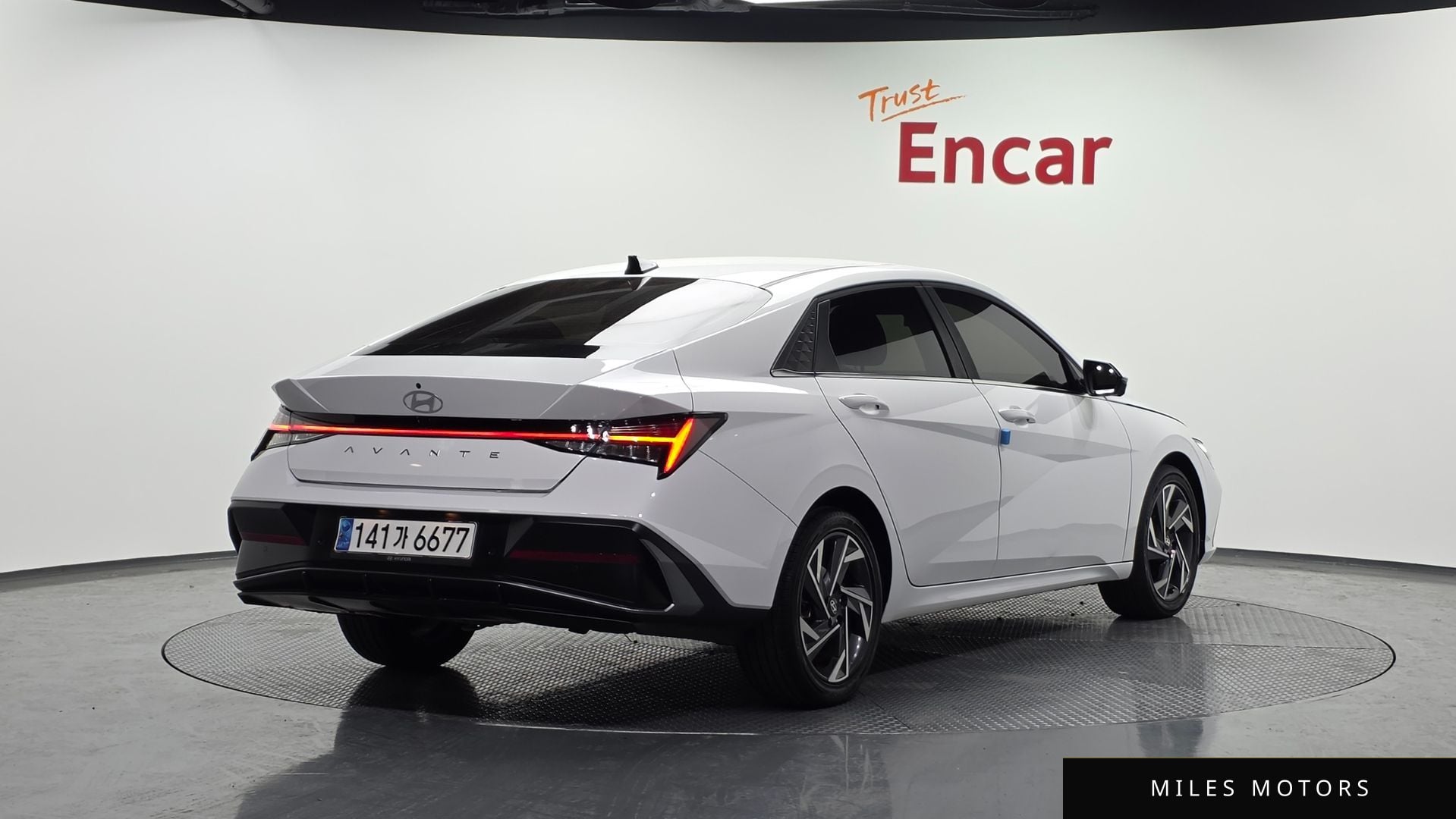 Hyundai AVANTE 2024 — миниатюра 2