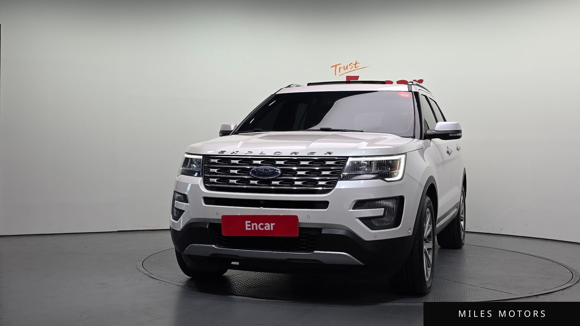 Ford Explorer 2017 — миниатюра 3