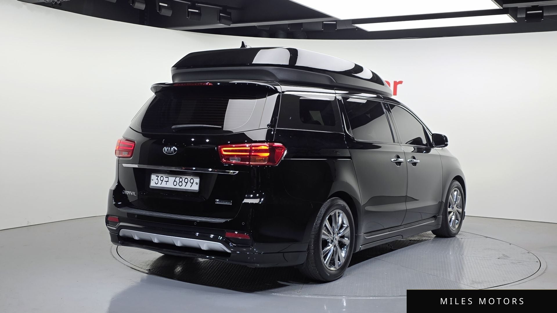 Kia Canival 2019 — миниатюра 2