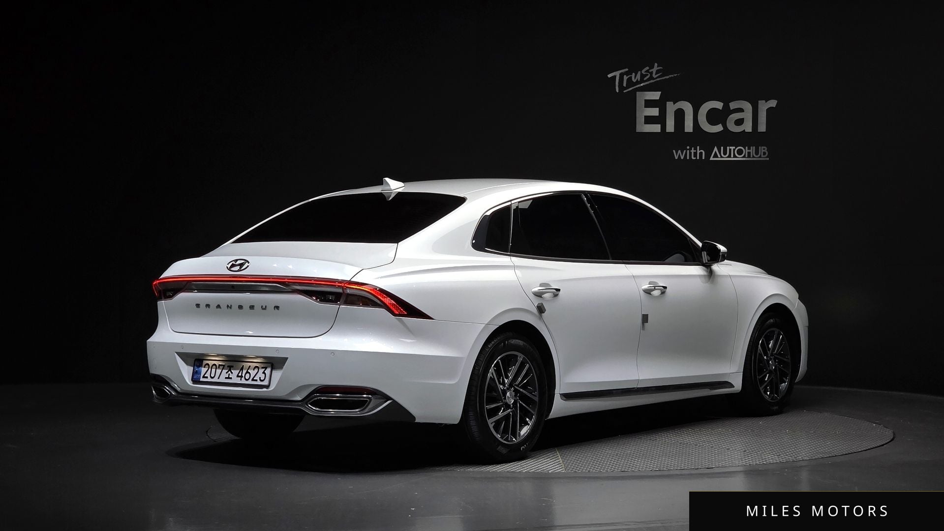 Hyundai Grandeur 2021 — миниатюра 2