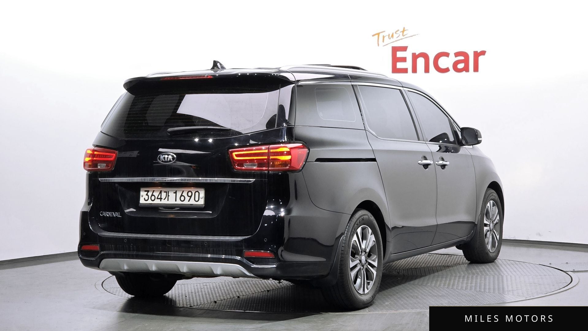 Kia Canival 2019 — миниатюра 2