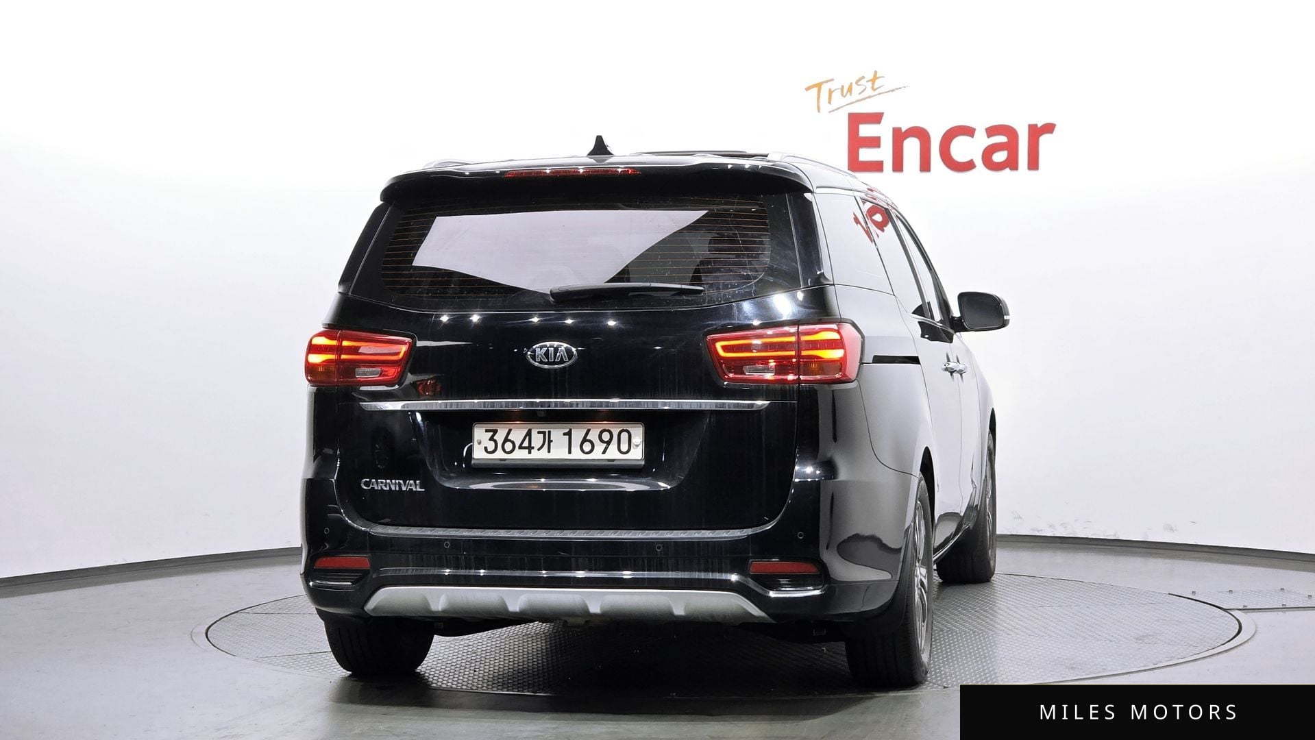 Kia Canival 2019 — миниатюра 4