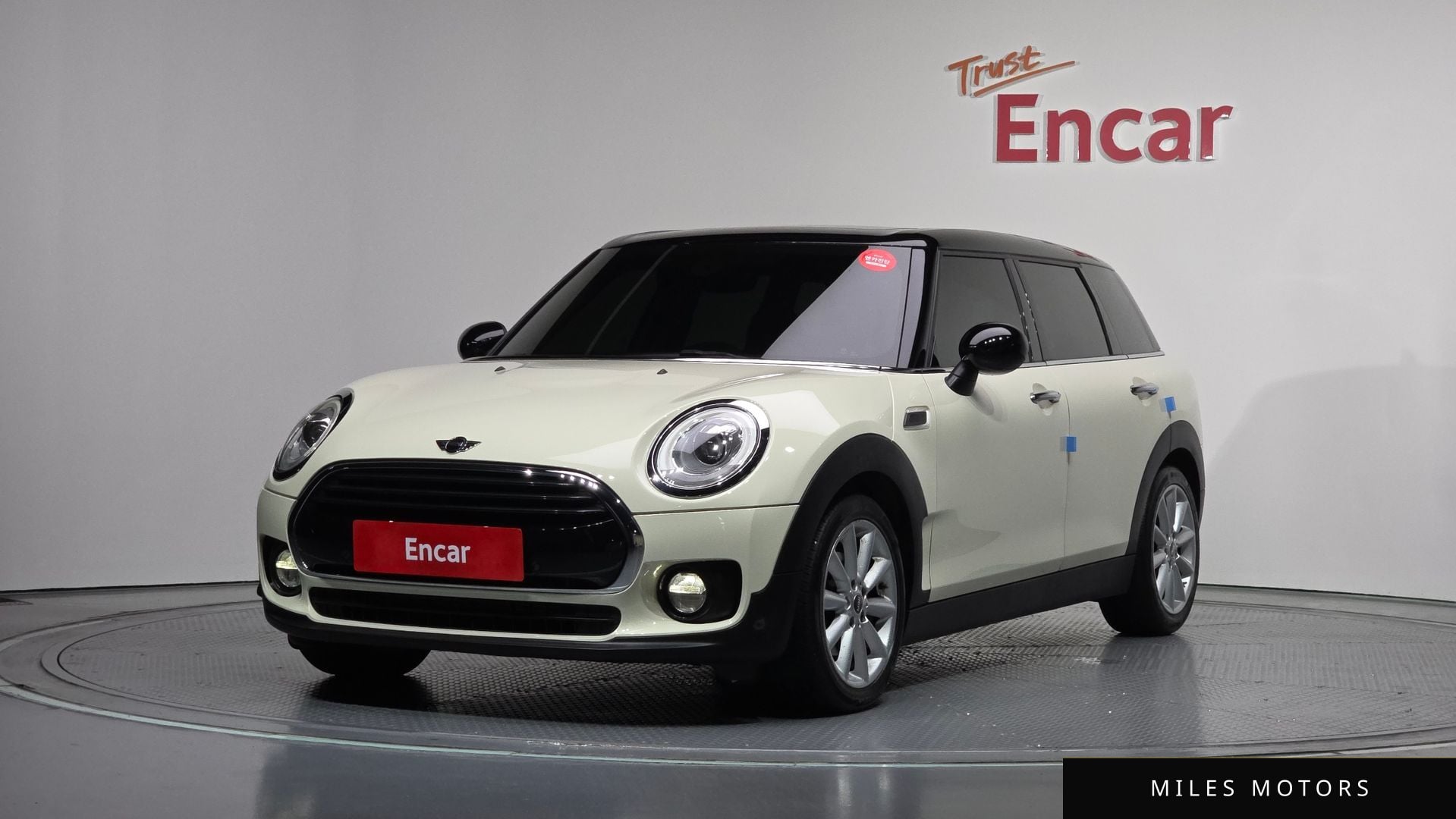 MINI Clubman 2017 — фото 1 из 12