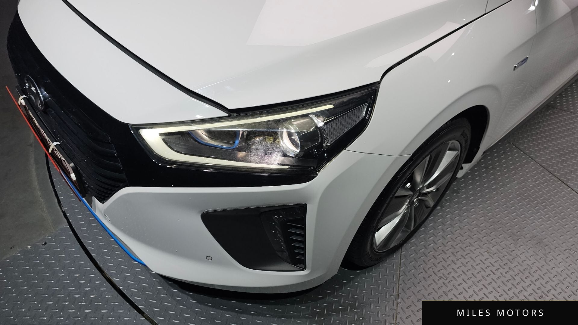 Hyundai Ioniq 2016 — миниатюра 8