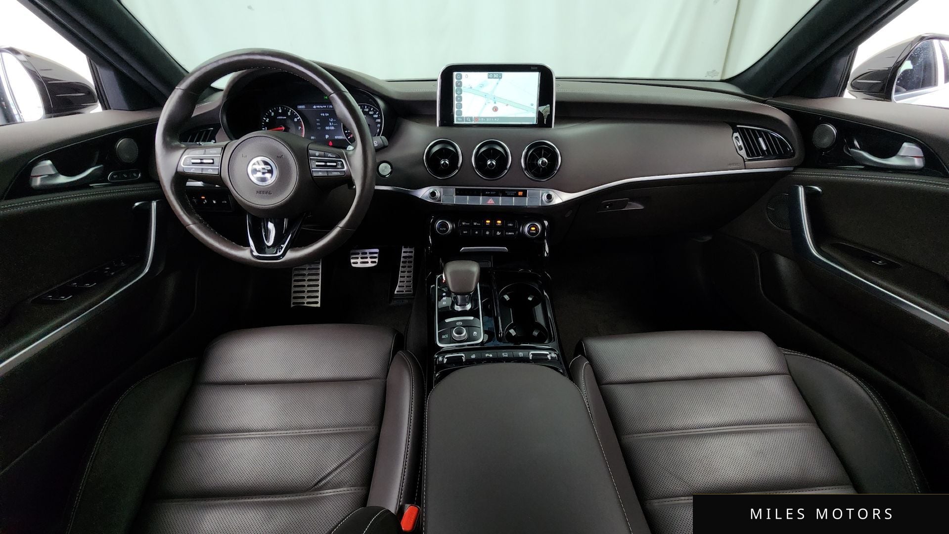 Kia Stinger 2018 — миниатюра 10
