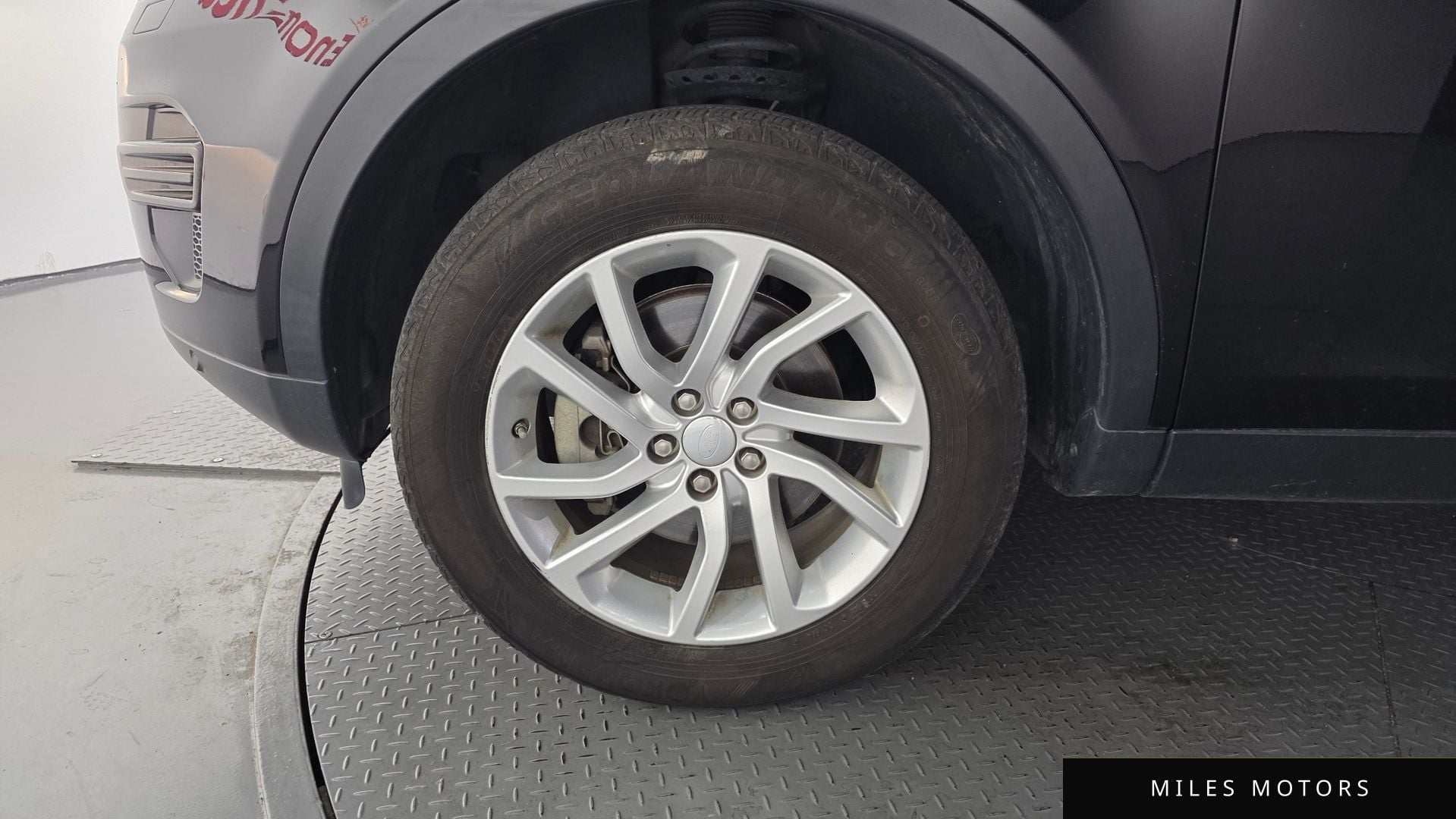 Land Rover Discovery Sport 2018 — миниатюра 5