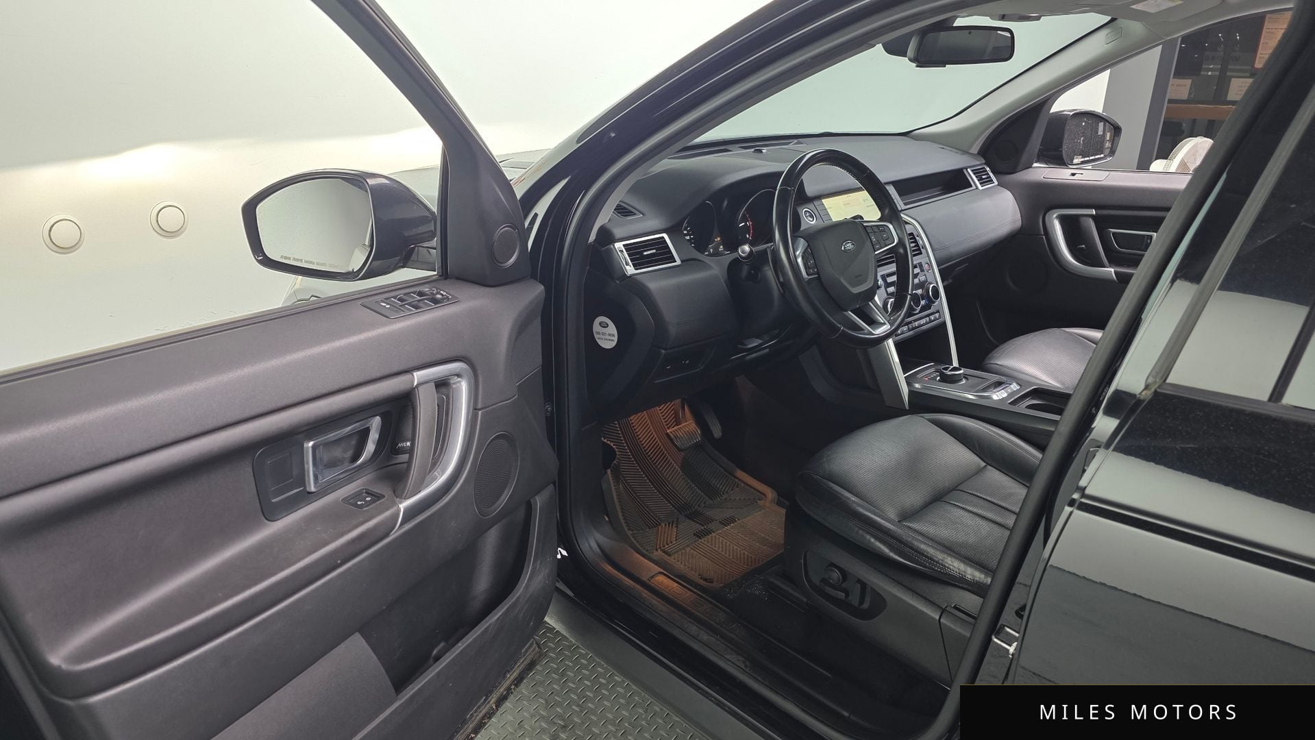 Land Rover Discovery Sport 2018 — миниатюра 10