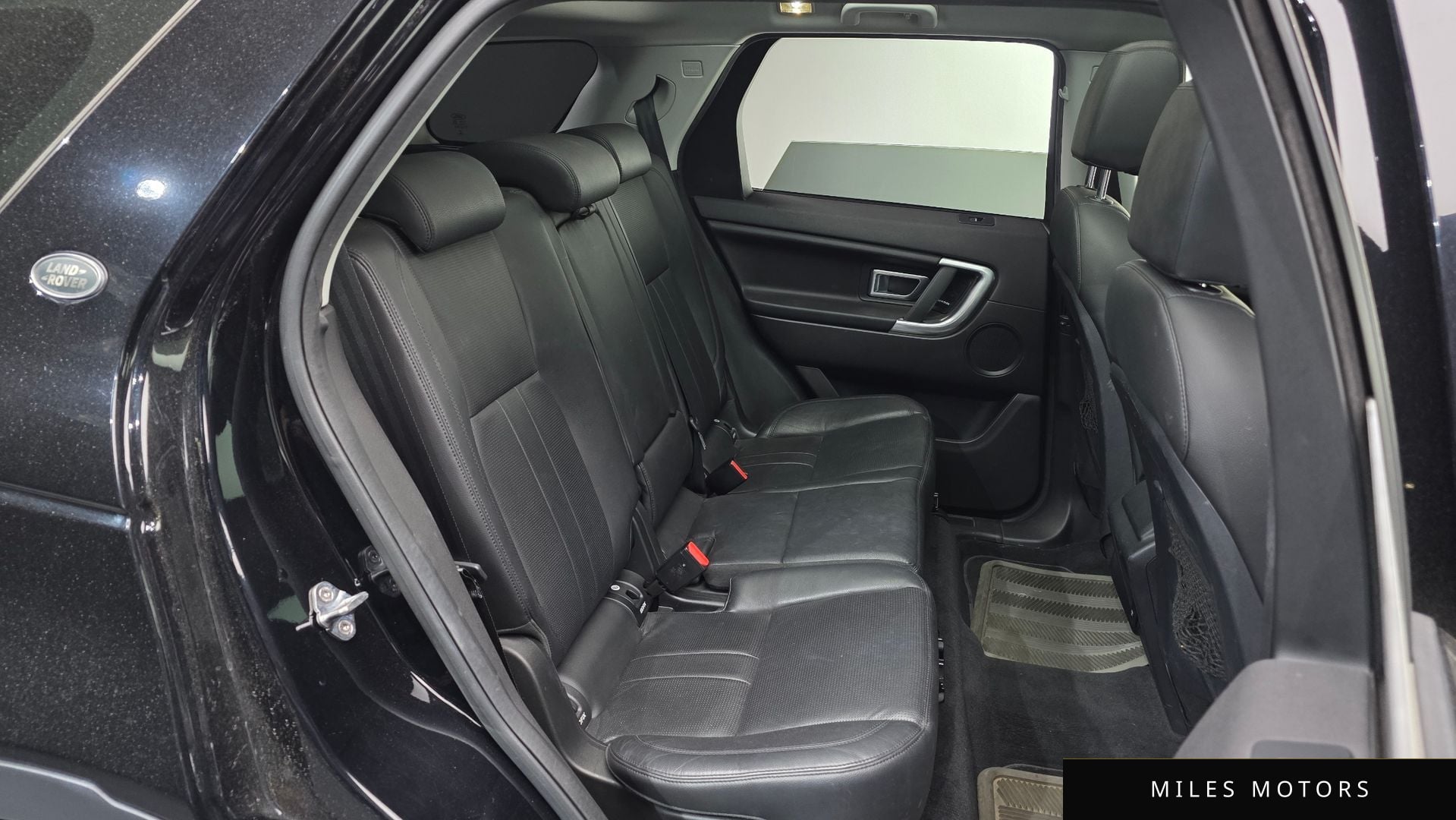 Land Rover Discovery Sport 2018 — миниатюра 11