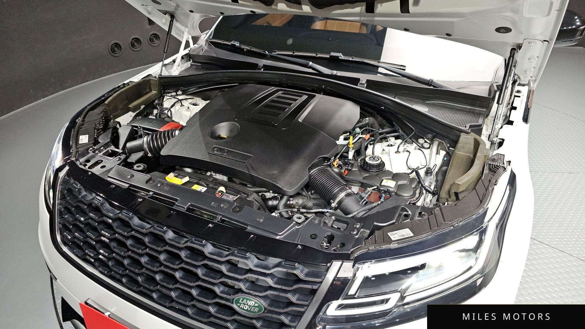 Land Rover Range Rover Velar 2022 — миниатюра 6