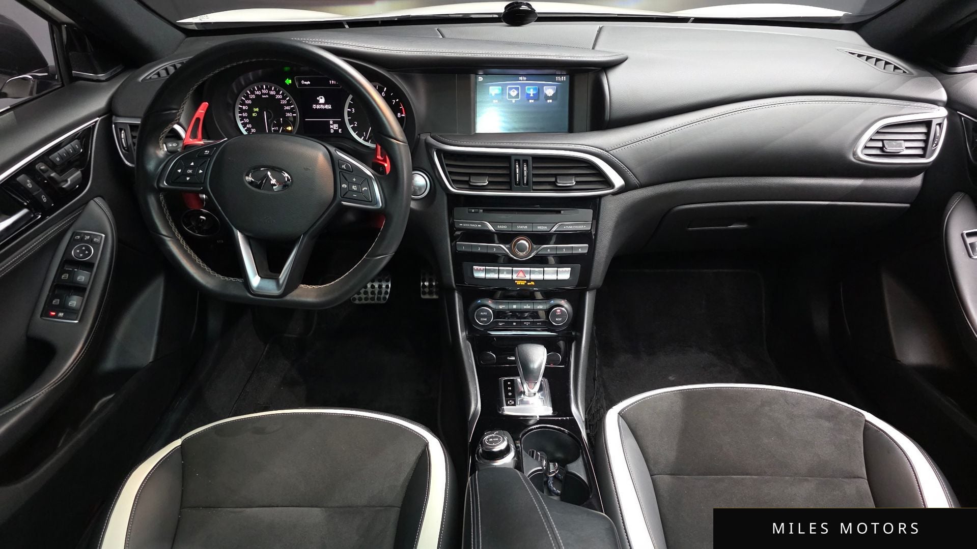 Infiniti Q30 2017 — миниатюра 10