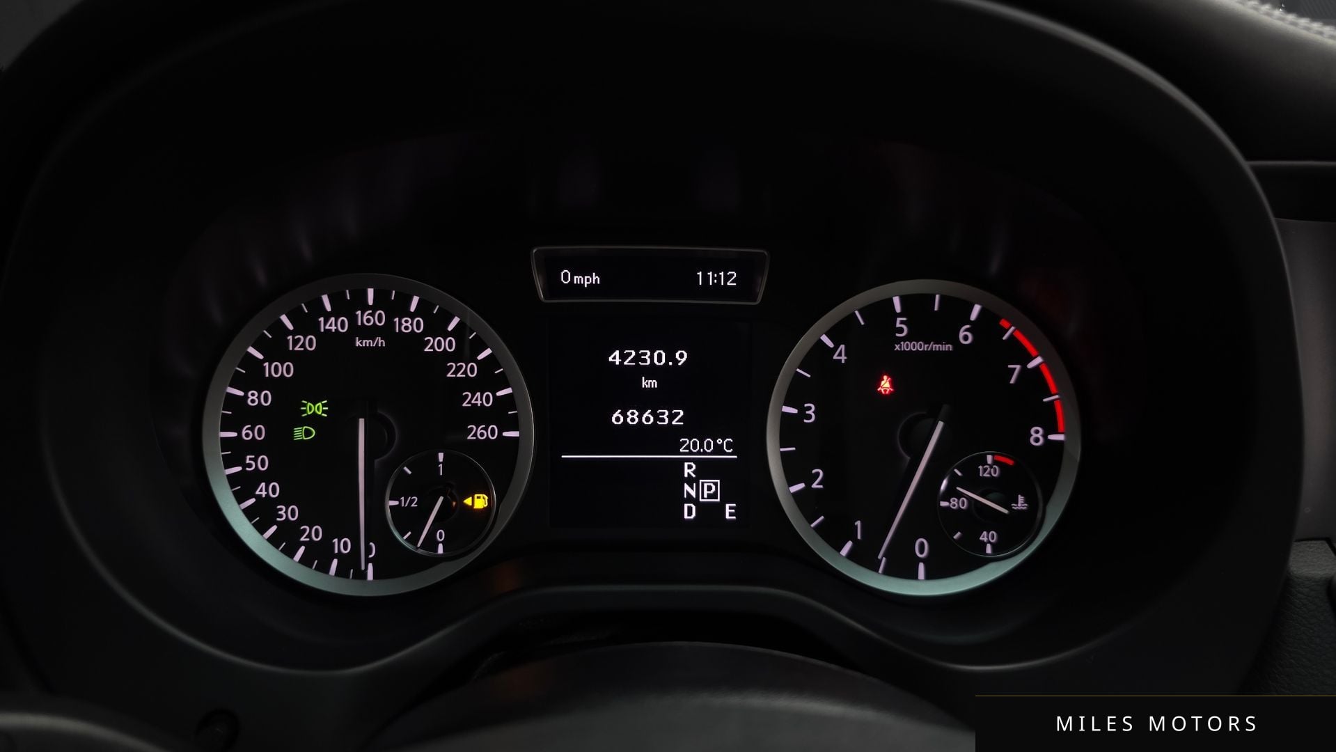 Infiniti Q30 2017 — миниатюра 11