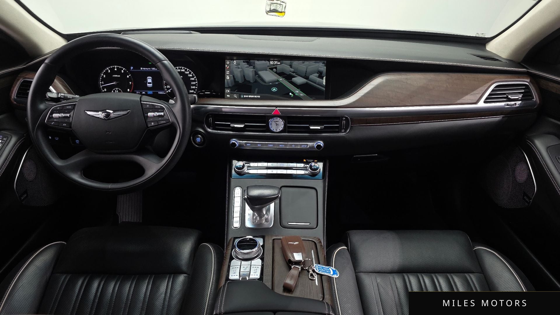 Genesis G90 2019 — миниатюра 7