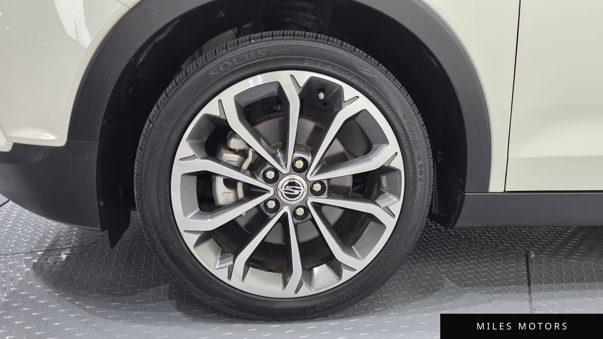 KG Mobility Tivoli 2017 — миниатюра 4