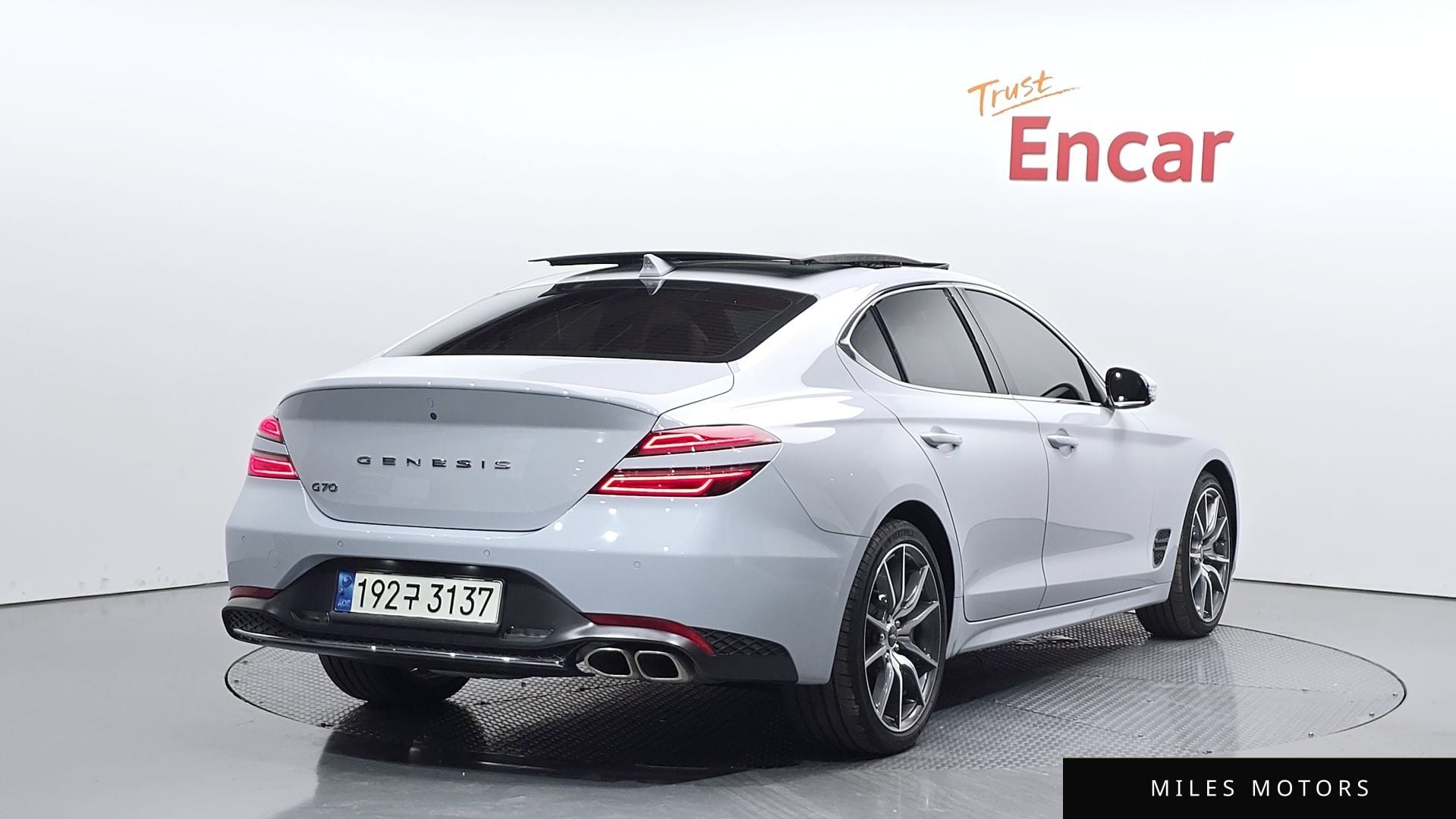 Genesis G70 2021 — фото 1 из 12