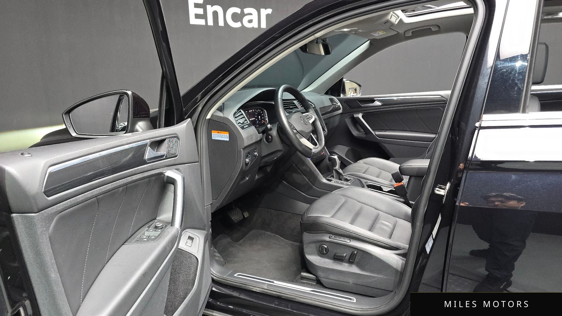 Volkswagen Tiguan 2023 — миниатюра 10
