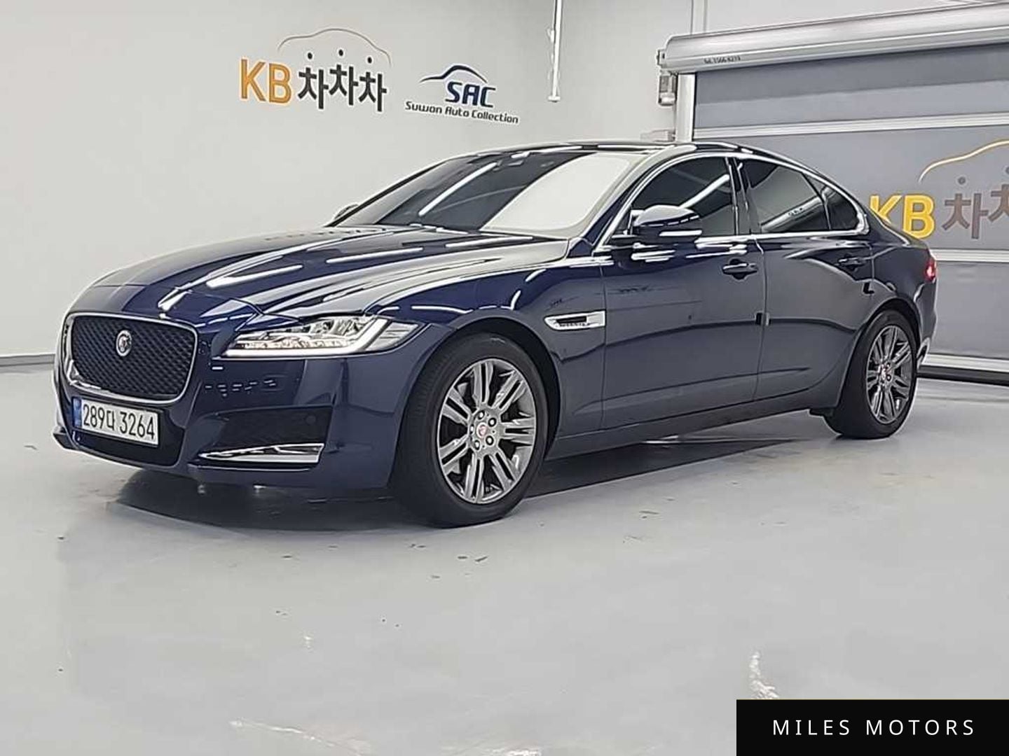 Jaguar XF (X260) 2017 — миниатюра 2