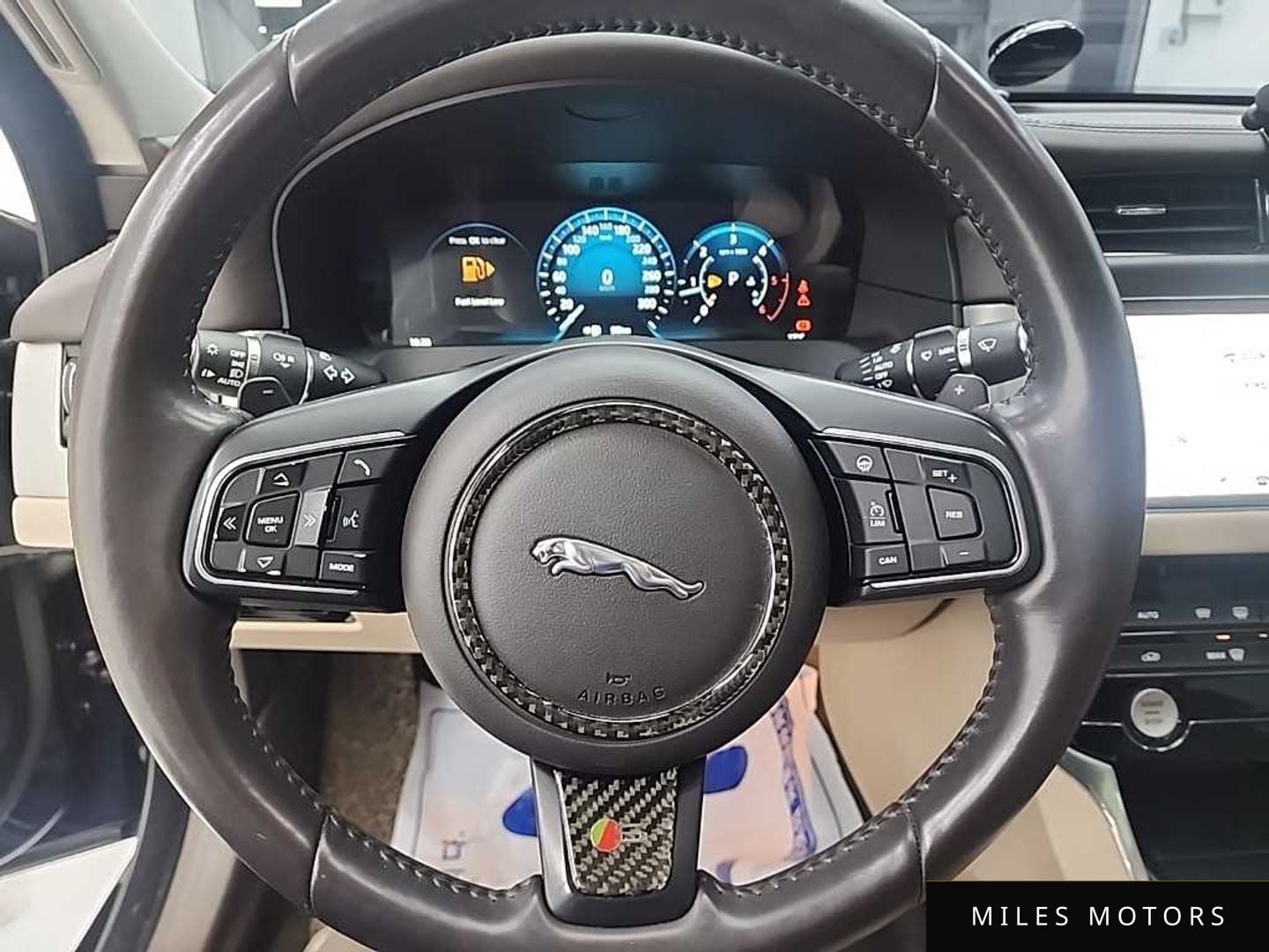 Jaguar XF (X260) 2017 — миниатюра 9