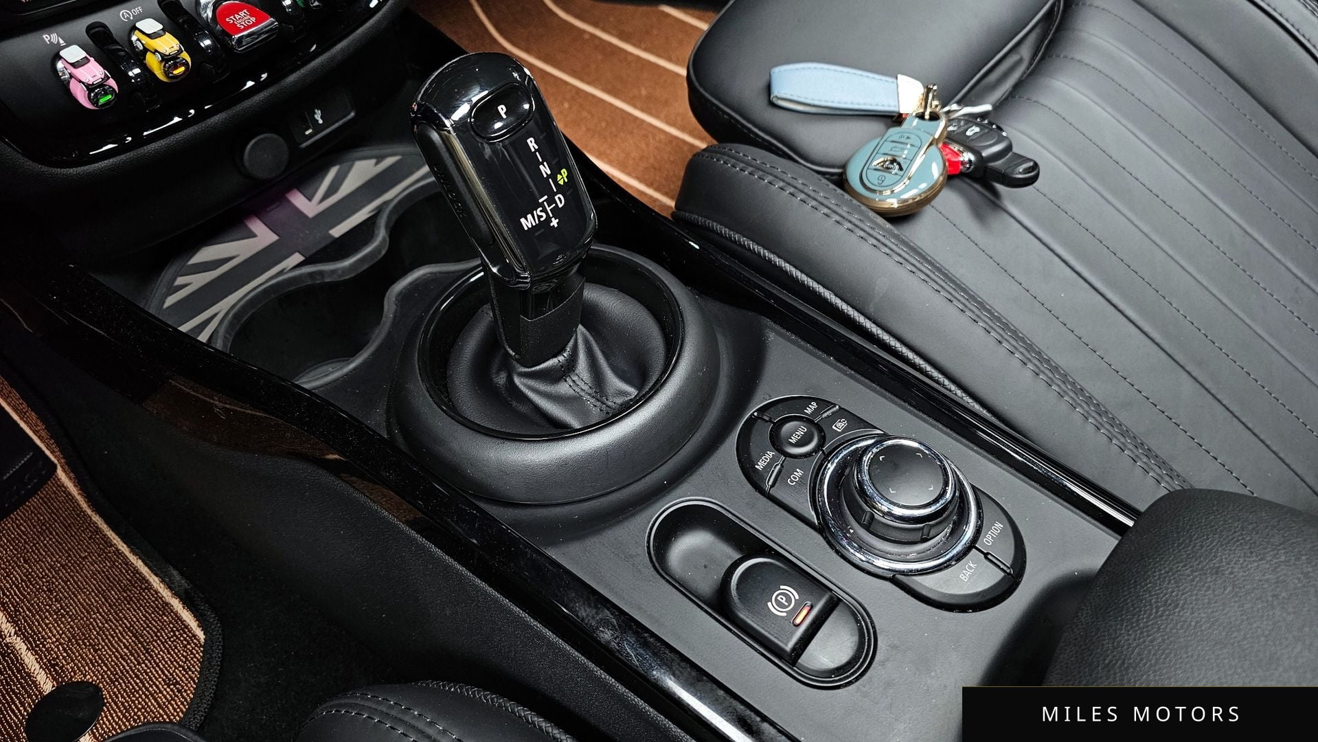 MINI Clubman 2023 — миниатюра 9