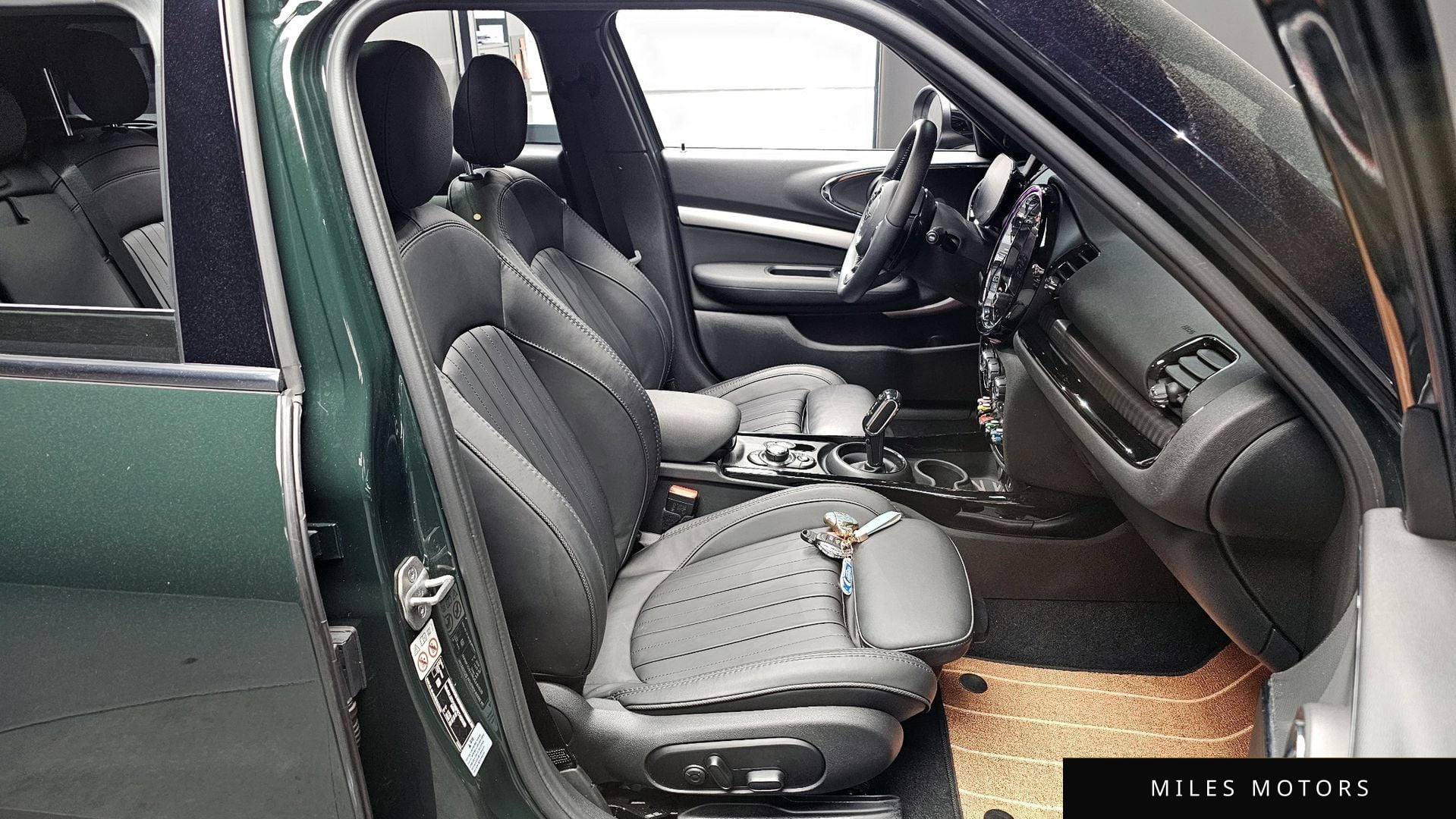 MINI Clubman 2023 — миниатюра 10