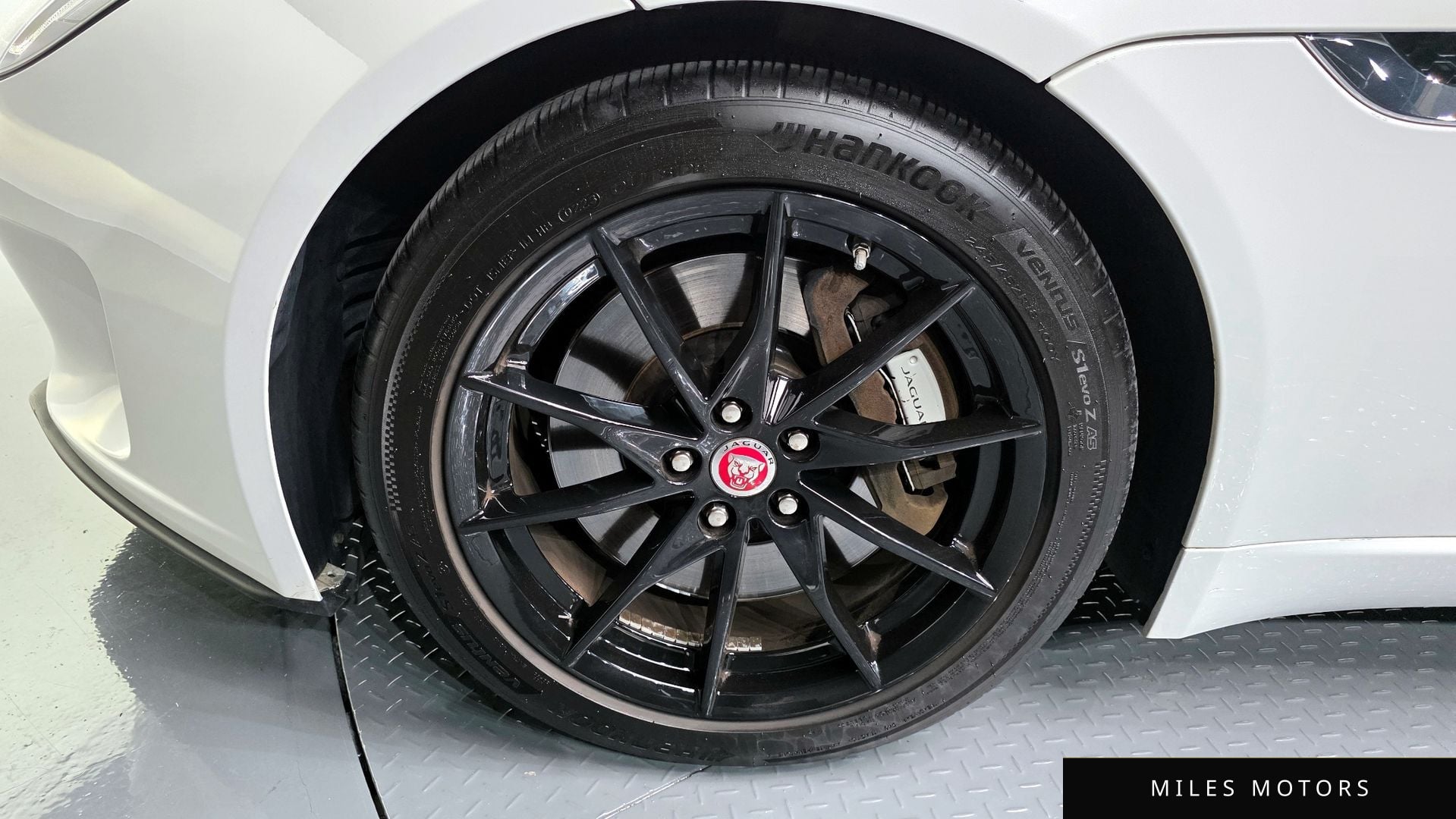 Jaguar F-TYPE 2019 — миниатюра 5