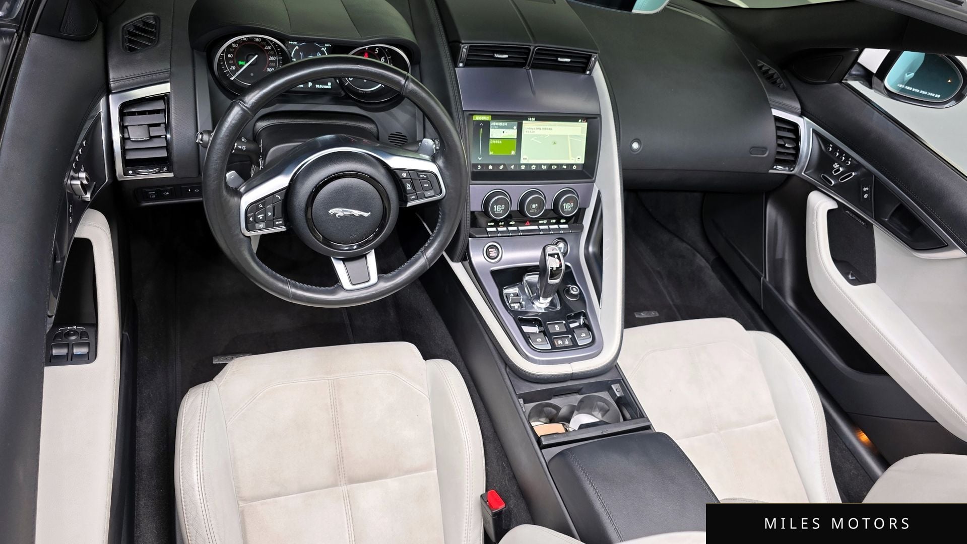 Jaguar F-TYPE 2019 — миниатюра 10