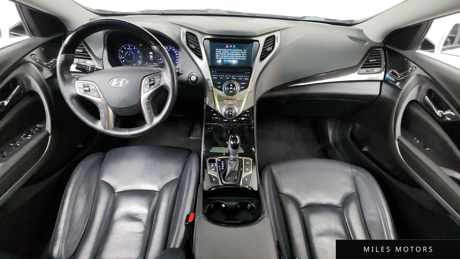Hyundai Grandeur 2012 — миниатюра 10