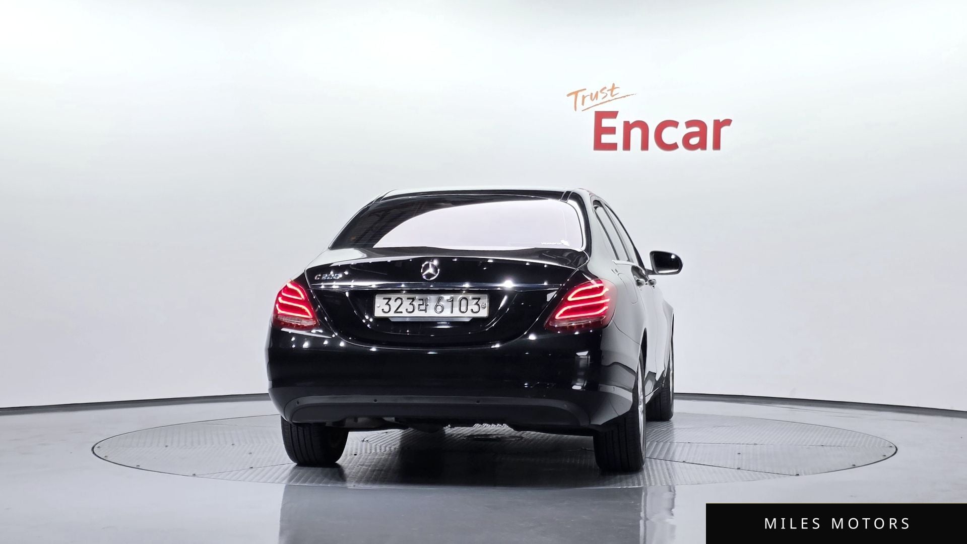 Mercedes-Benz C-Class W205 2017 — миниатюра 3