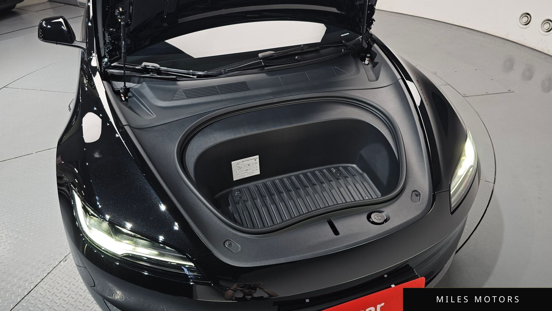 Tesla Model 3 2026 — миниатюра 5