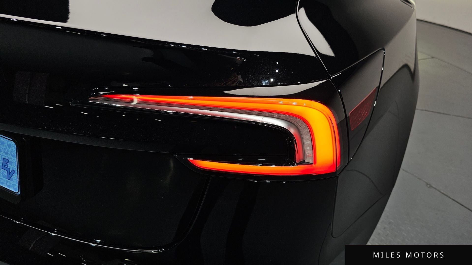 Tesla Model 3 2026 — миниатюра 8