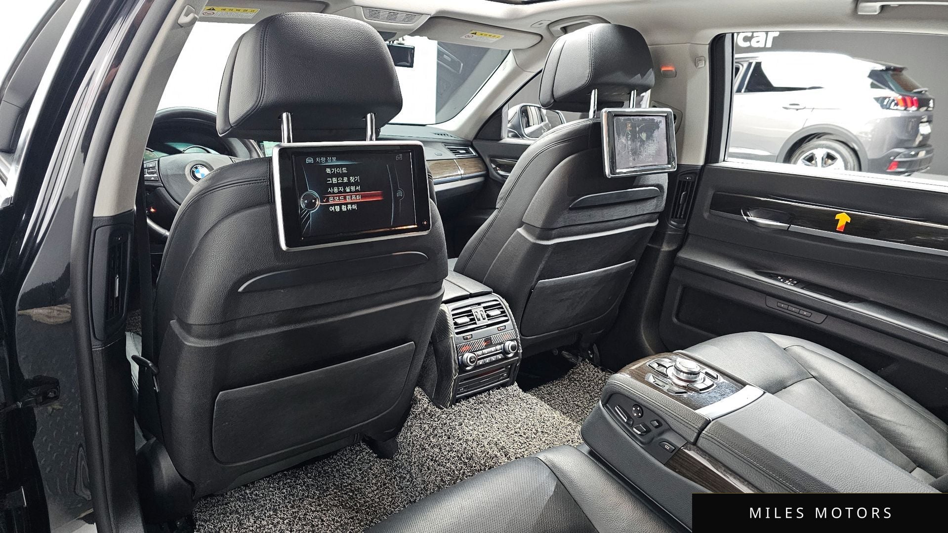 BMW 7 Series (F01) 2013 — миниатюра 12