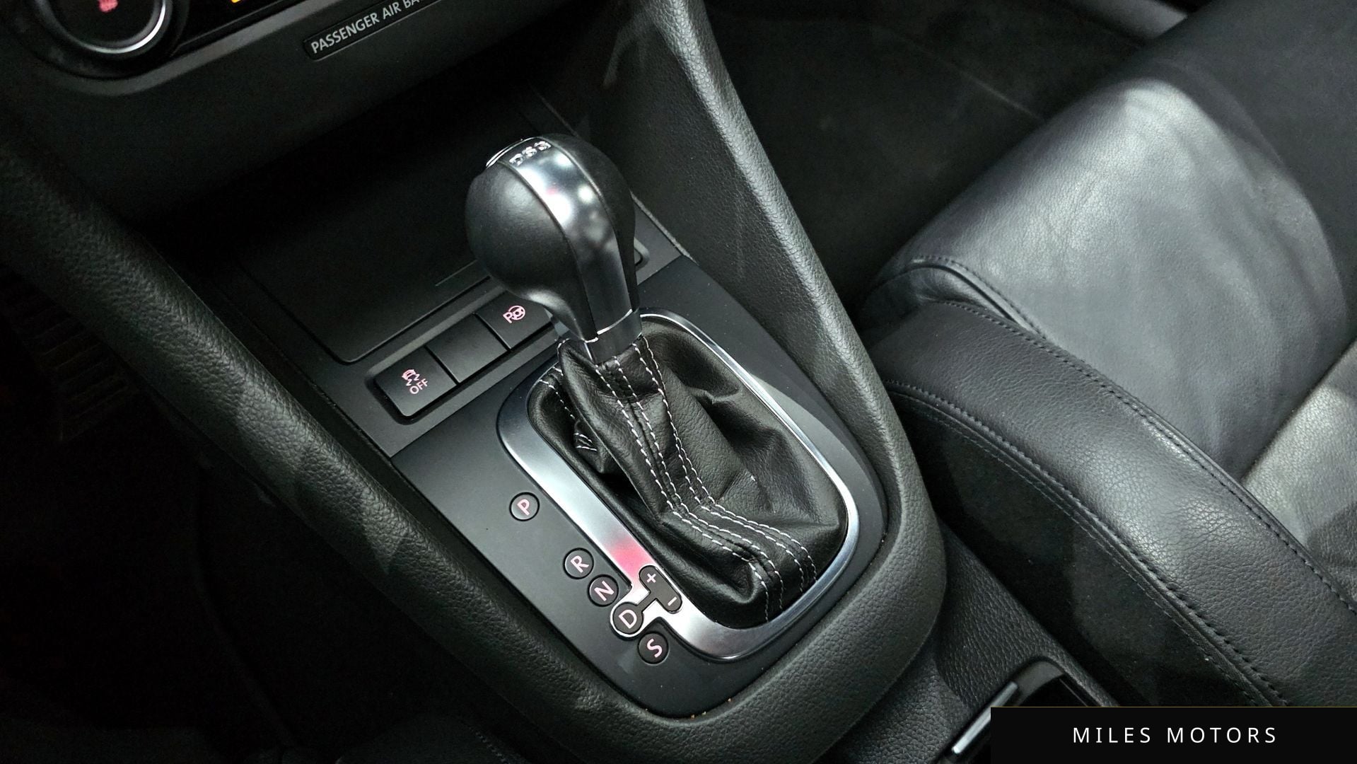 Volkswagen Golf 2011 — миниатюра 9