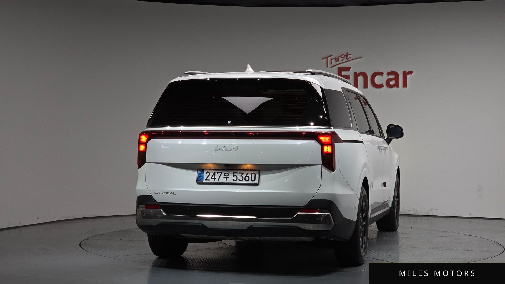 Kia Canival 2025 — миниатюра 3